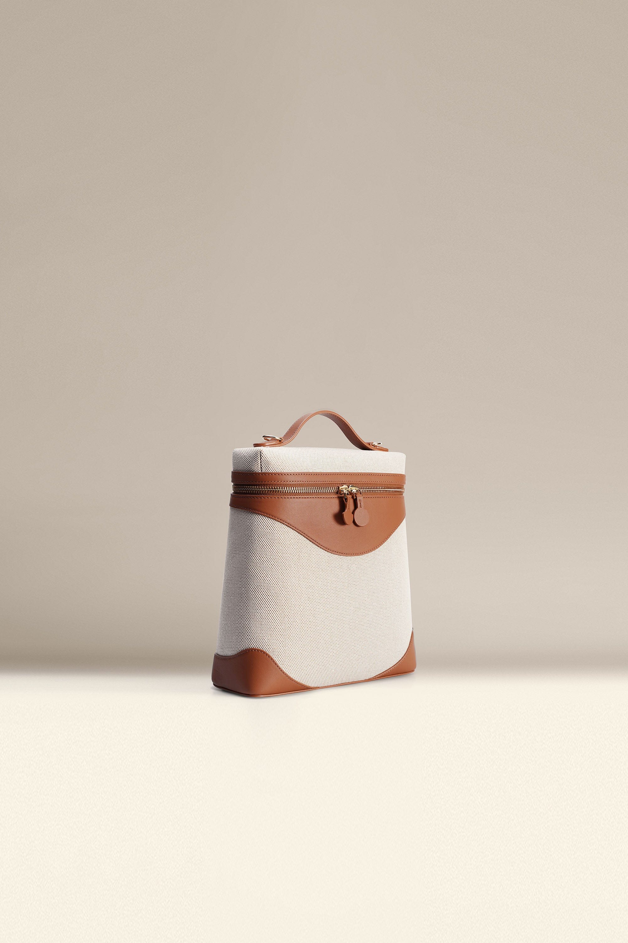 Shop Anchor Bag OLEADA: Leather Work Bag for Modern