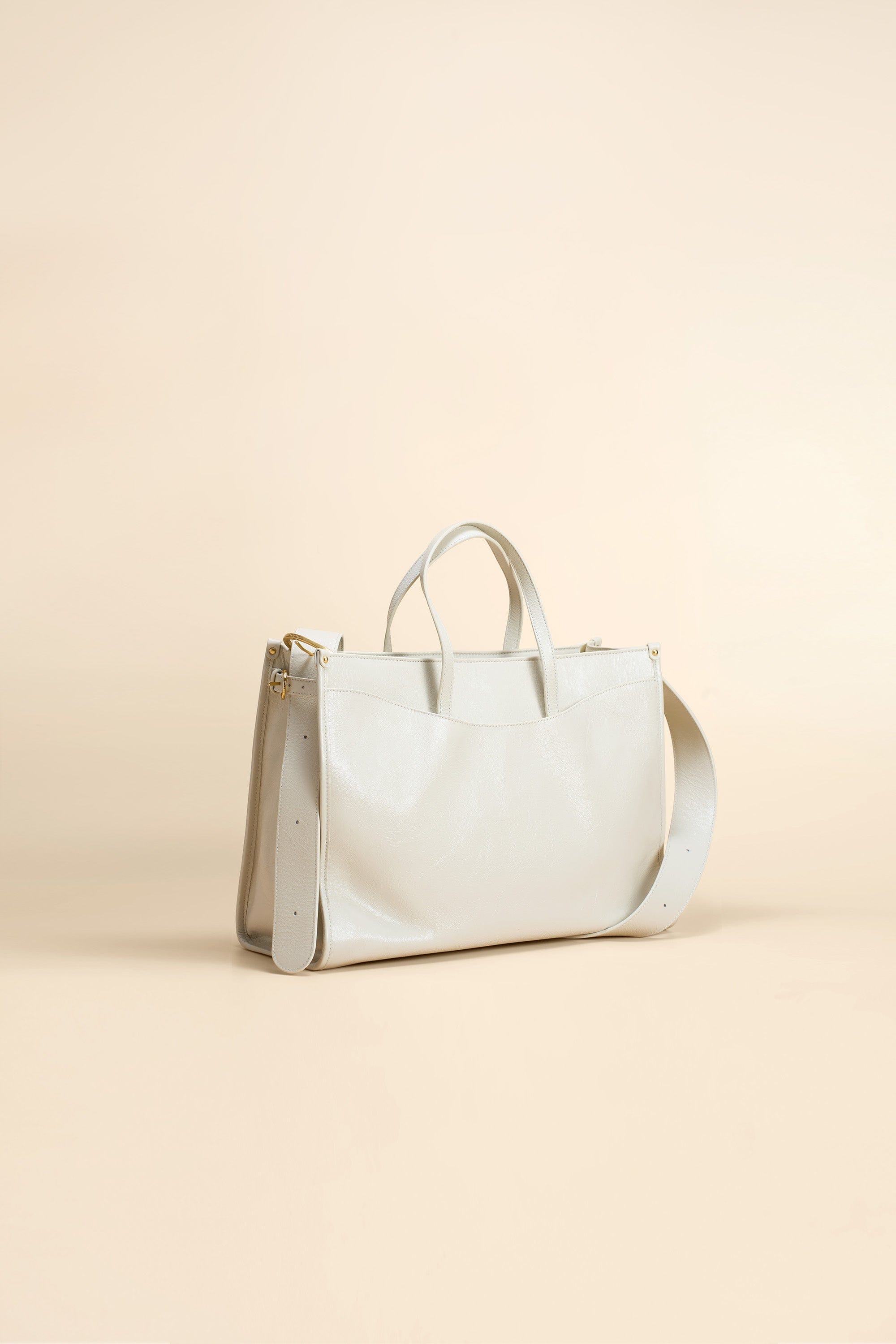 OLEADA NYC Work Tote Bag > Leather Work Tote For Women > Large Capacity Bag > 16 Inch Laptop Bag > Convertible To Shoulder Bag Color_Blanc Reverie Tote