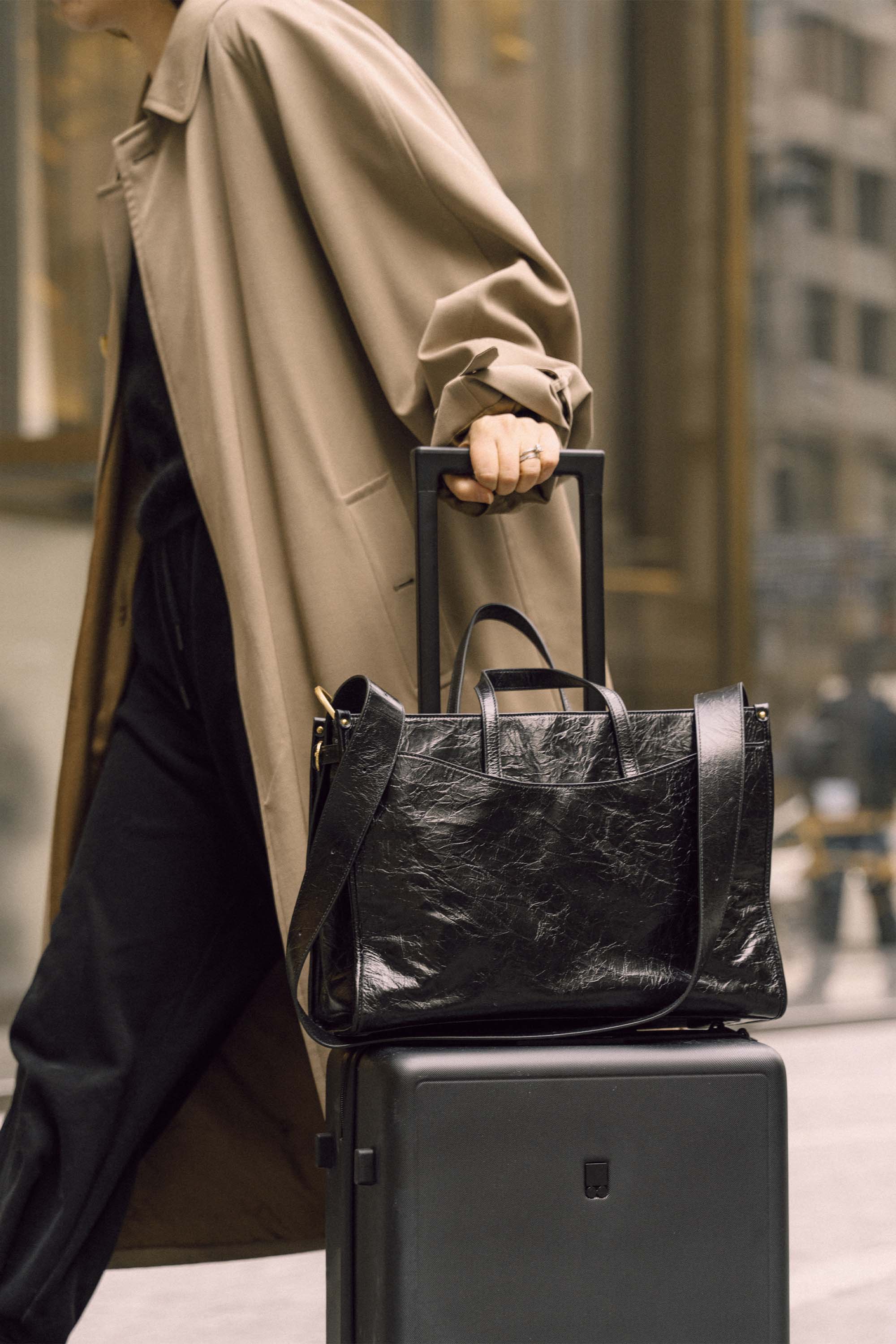 OLEADA NYC Work Tote Bag > Leather Work Tote For Women > Large Capacity Bag > 16 Inch Laptop Bag > Convertible To Shoulder Bag Reverie Tote