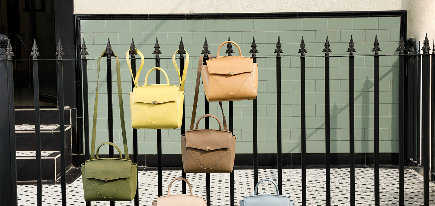 medium-size-handbags