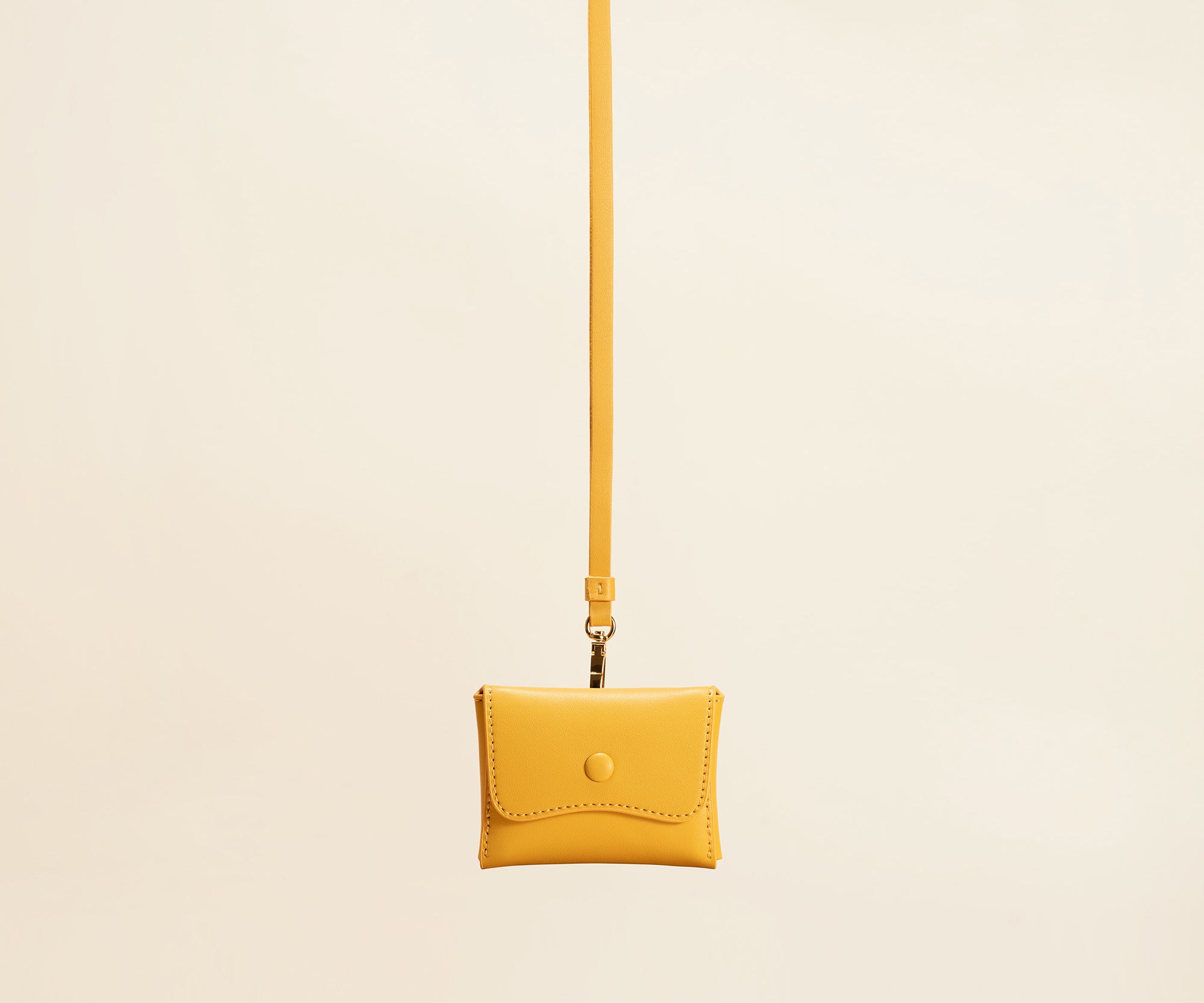 Brisa Card Holder