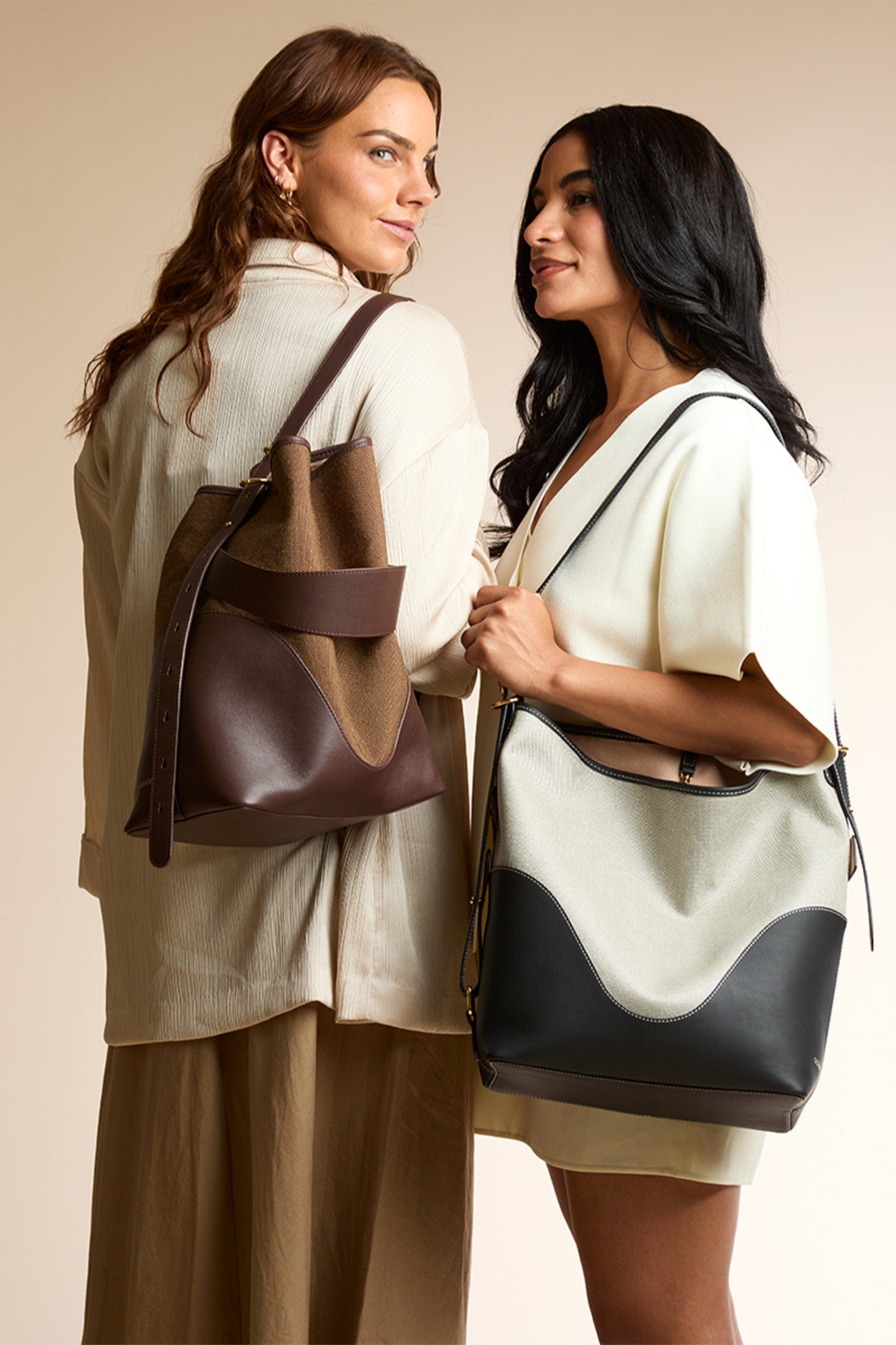 Shop Our Work Bucket OLEADA Leather Laptop Bags for Women OLEADA Official