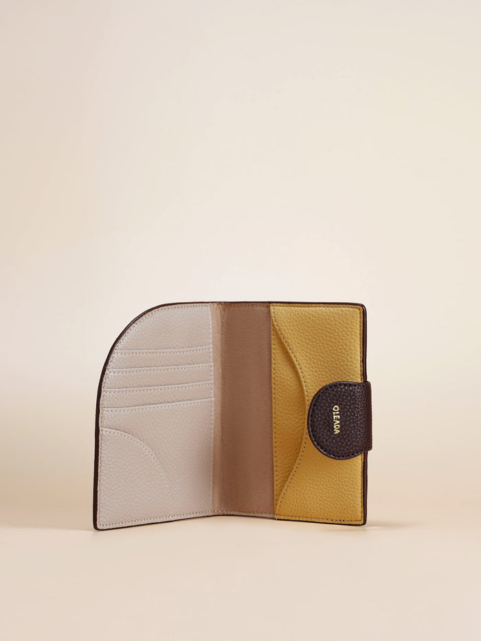 OLEADA Apparel and Accessories > Women > Small Leather Goods > Leather Passport Holder Passport Holder Onyx