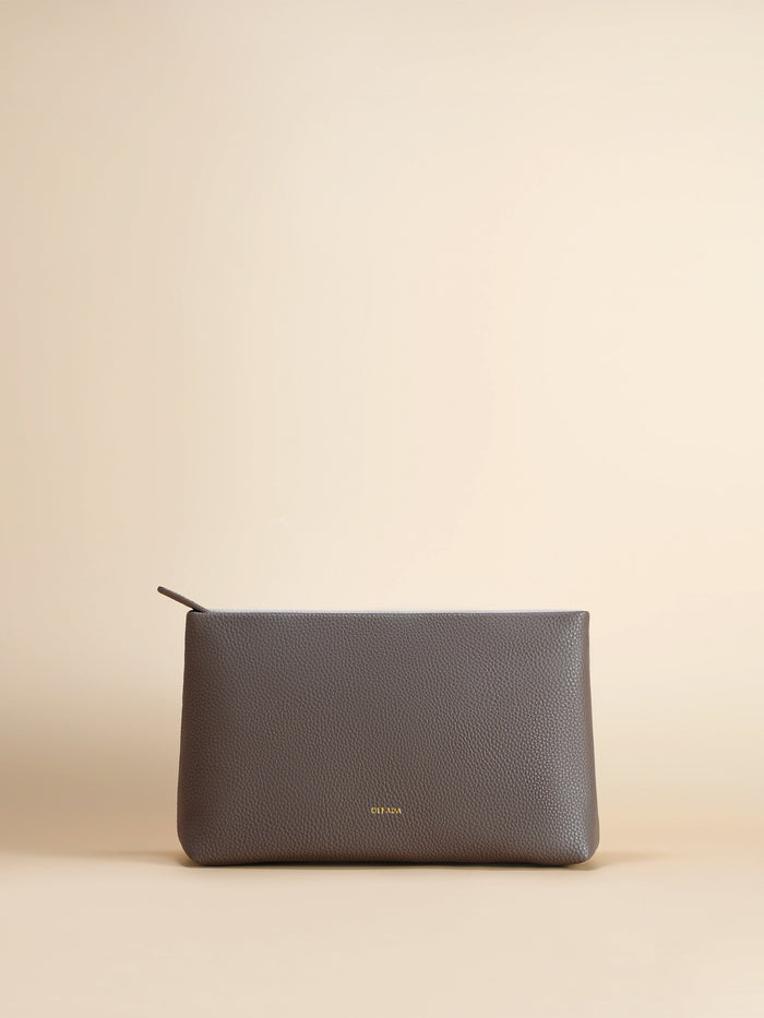 OLEADA Apparel and Accessories > Women > Small Leather Goods > Leather Passport Holder Toiletry Bag