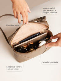 OLEADA Apparel and Accessories > Women > Work Bag > Leather Handbag > Shoulder Bag Mini Anchor Bag Cloud