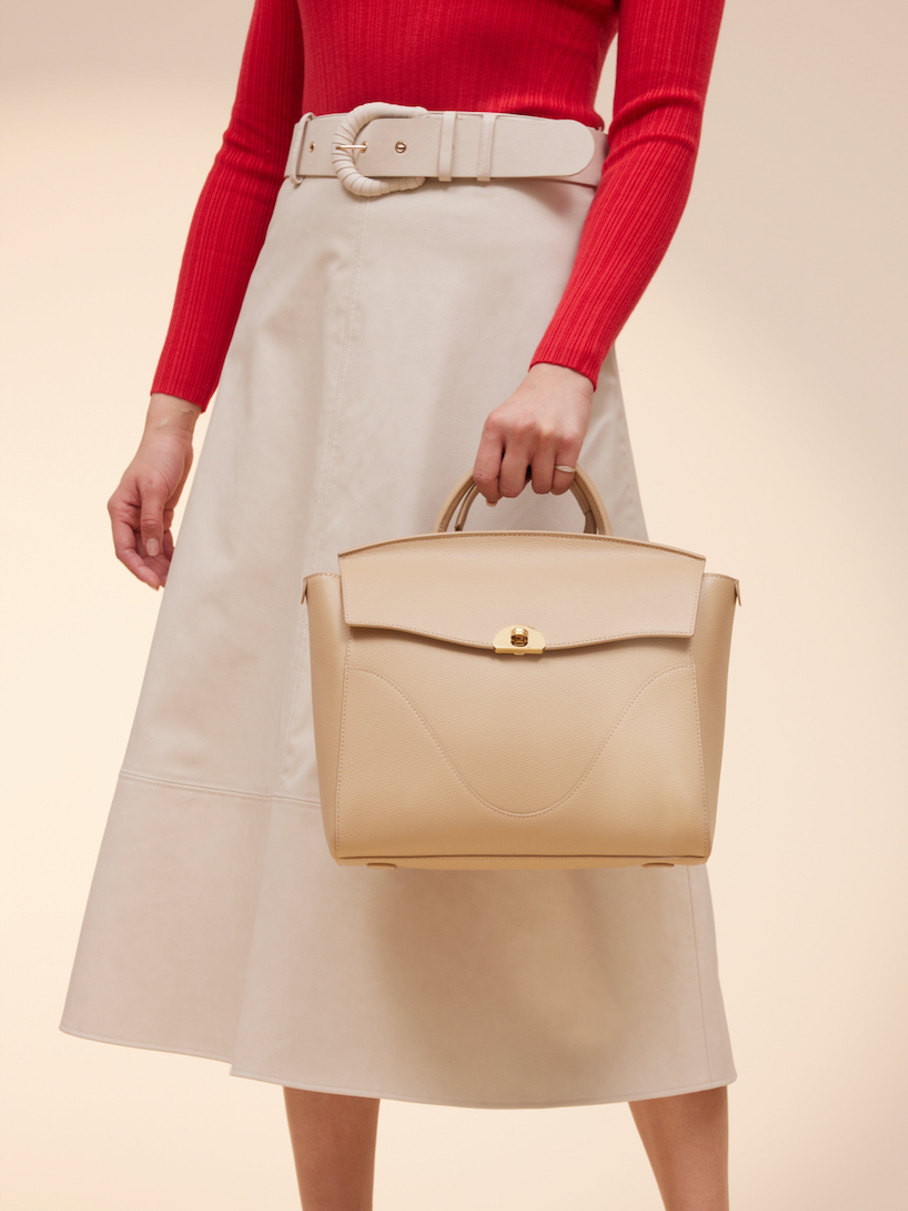 OLEADA Apparel and Accessories > Women > Work Bag > Leather Handbag > Travel Backpack for Business Wavia Bag Champagne