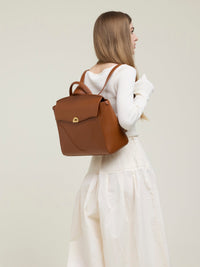 OLEADA Apparel and Accessories > Women > Work Bag > Leather Handbag > Travel Backpack for Business Wavia Bag Plus Chestnut