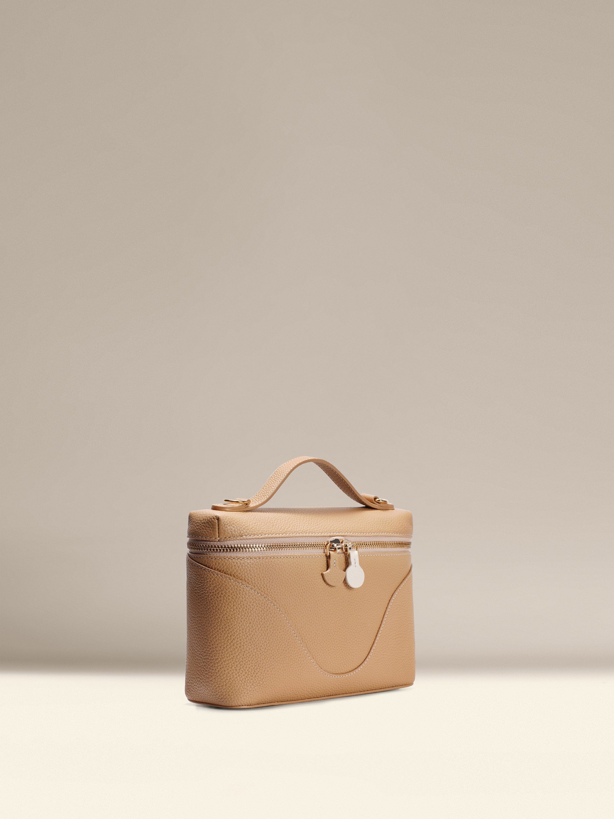 Isabel Bernard - camel calfskin leather handbag IB25053