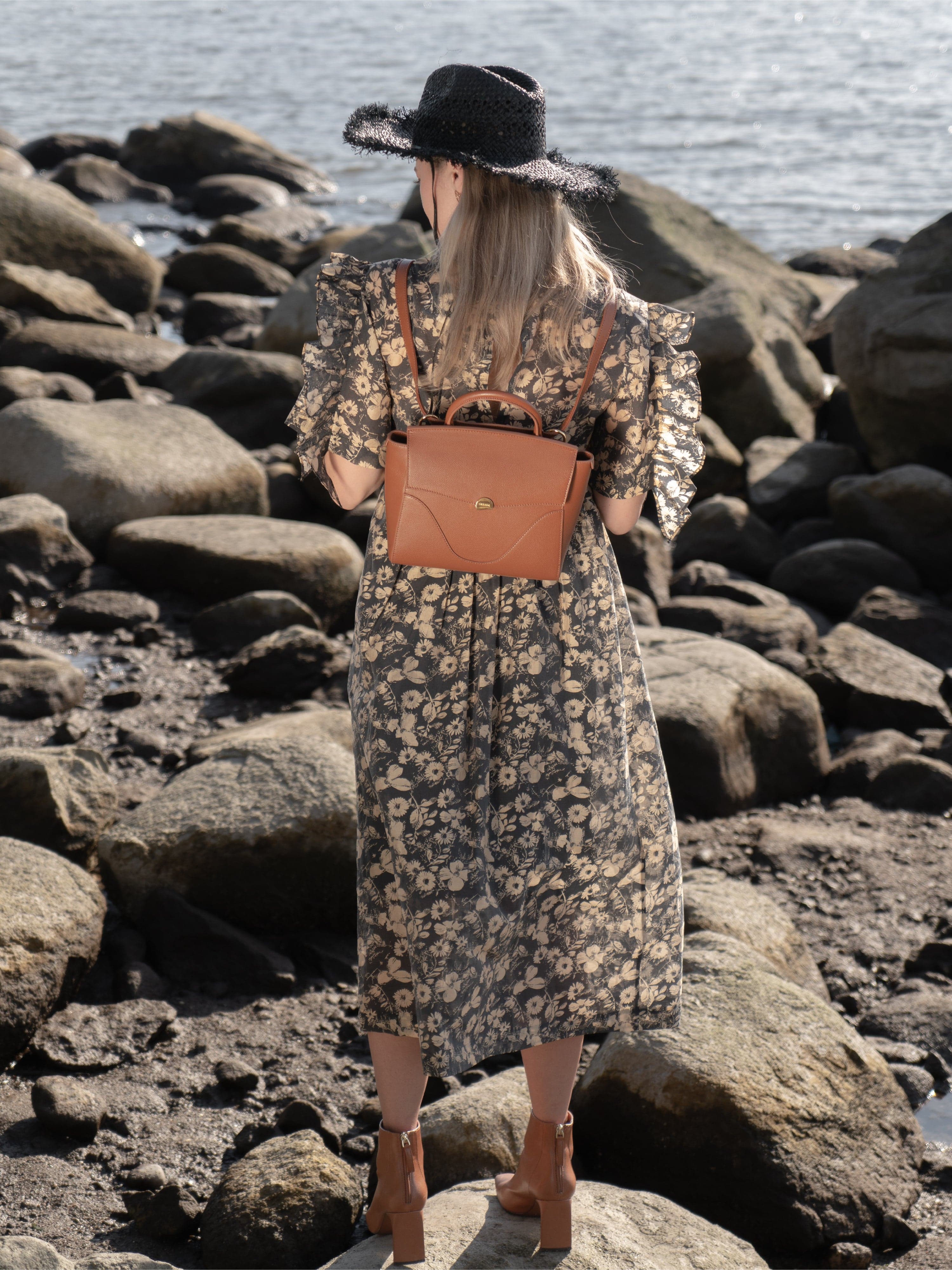 OLEADA Clearance Mini Wavia Bag Chestnut