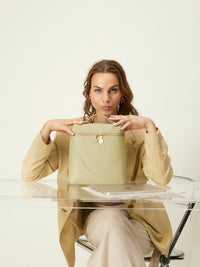 OLEADA Leather Handbag > Women Work Bag > Top Handle Bag > Shoulder Bag > Mini Bag Anchor Bag Pistachio