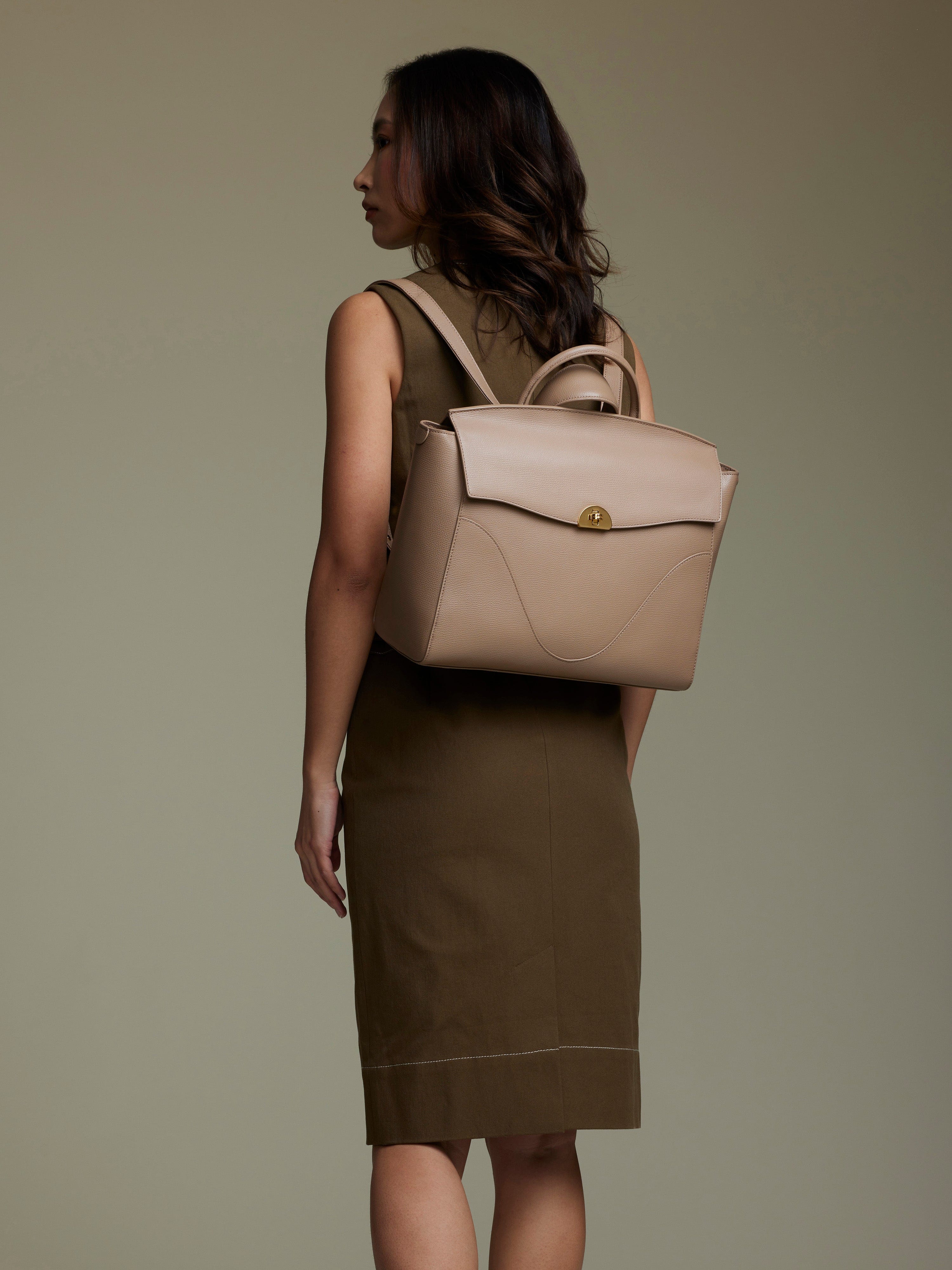 OLEADA Leather Women Work Bag > Convertible To Business Backpack Bag > 14 Inch Laptop Bag > Crossbody Shoulder Bag > Luxury Travel Backpack Wavia Bag Plus Latte (Sample)