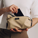 OLEADA NYC Apparel and Accessories > Women > Small Leather Goods > Leather Cardholder Color_Abu Dhabi AnyToiletrySet