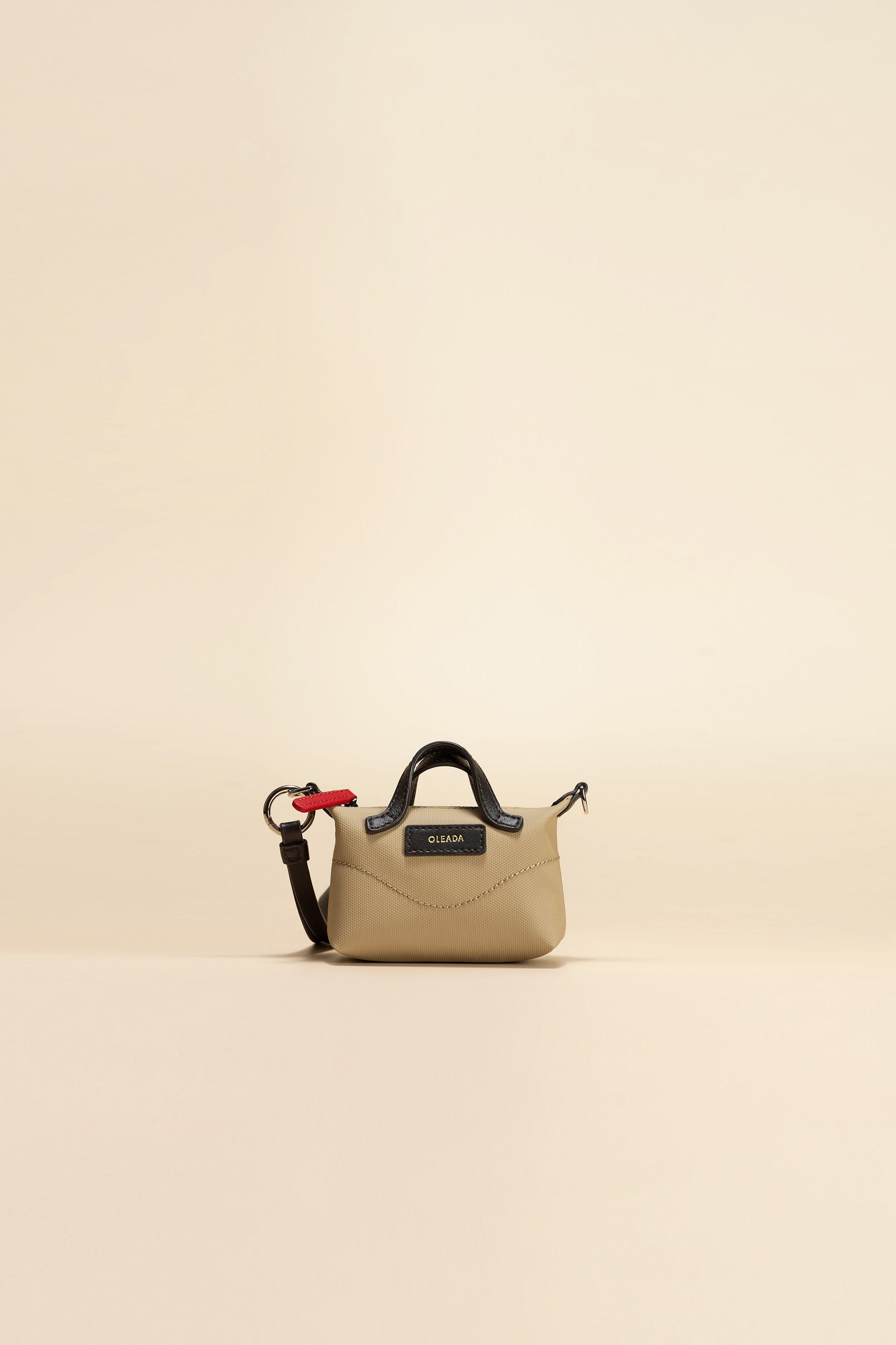 OLEADA NYC Apparel and Accessories > Women > Small Leather Goods > Leather Cardholder Color_Abu Dhabi AnyWear AnyDuffle Charm