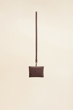 OLEADA NYC Apparel and Accessories > Women > Small Leather Goods > Leather Cardholder Color_Chocolate Brisa Card Holder