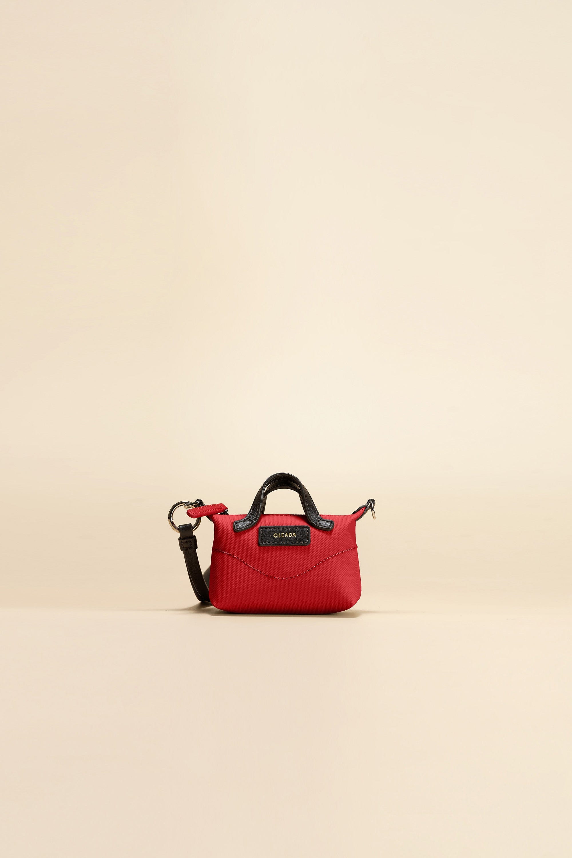 OLEADA NYC Apparel and Accessories > Women > Small Leather Goods > Leather Cardholder Color_Madrid AnyWear AnyDuffle Charm