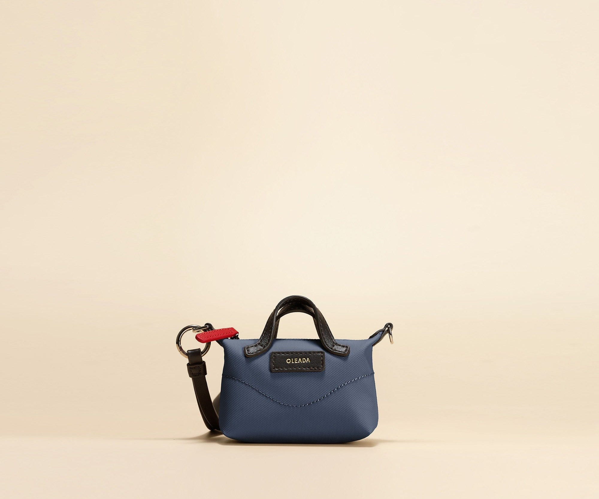OLEADA NYC Apparel and Accessories > Women > Small Leather Goods > Leather Cardholder Color_Mykonos AnyWear AnyDuffle Charm