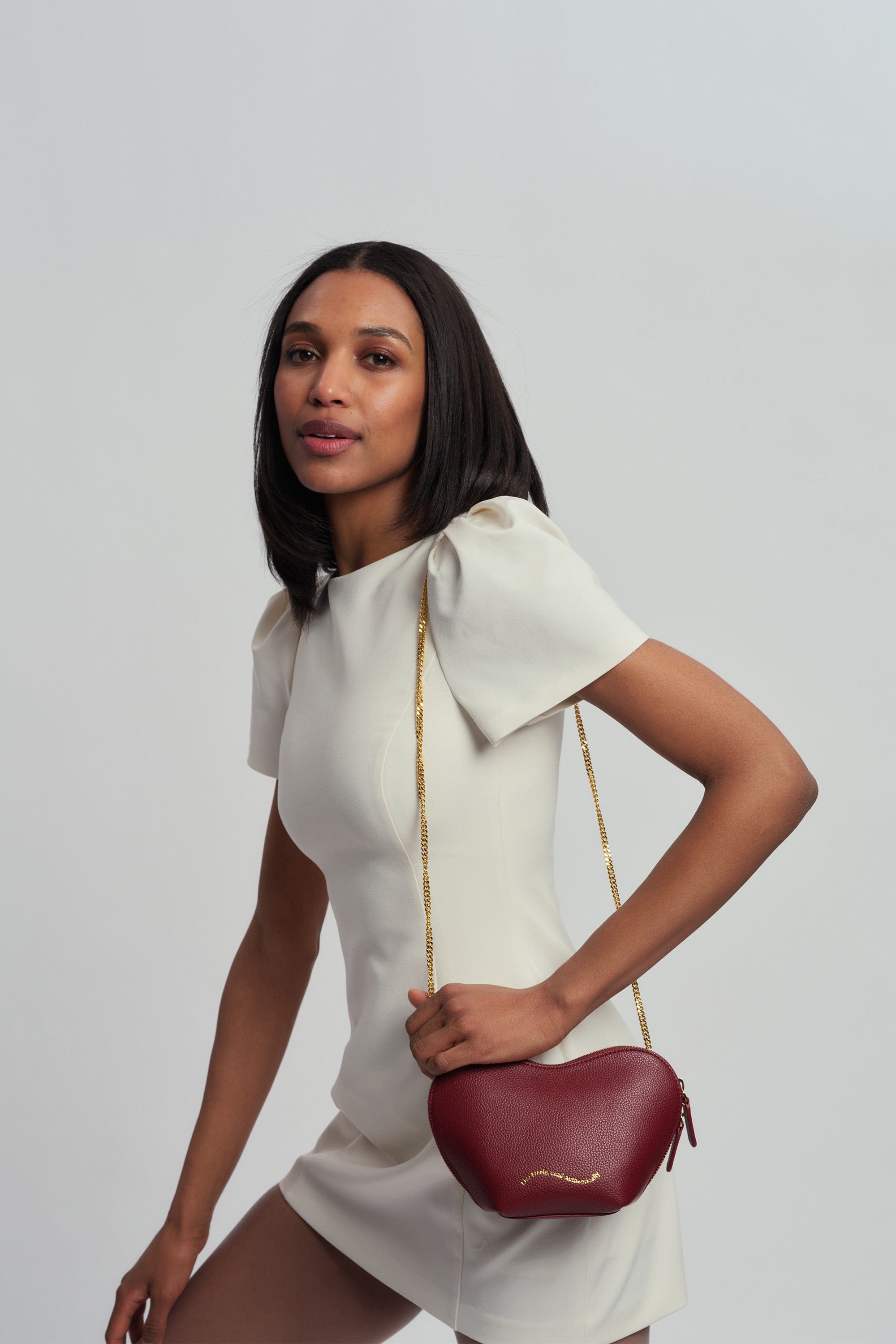 OLEADA NYC Apparel and Accessories > Women > Small Leather Goods > Leather Case Le Coeur Pouch (Regular)