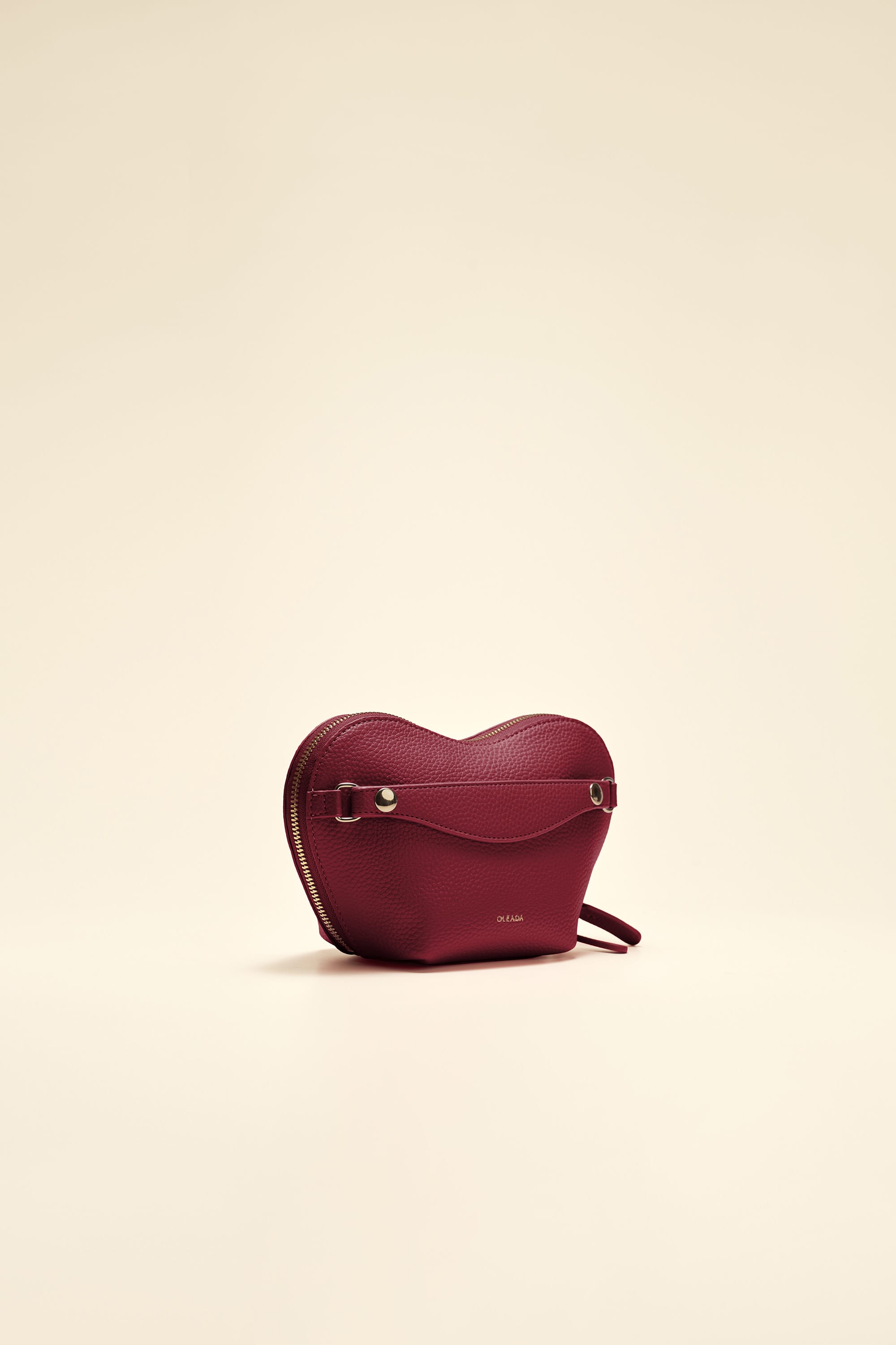 OLEADA NYC Apparel and Accessories > Women > Small Leather Goods > Leather Case Le Coeur Pouch (Regular)
