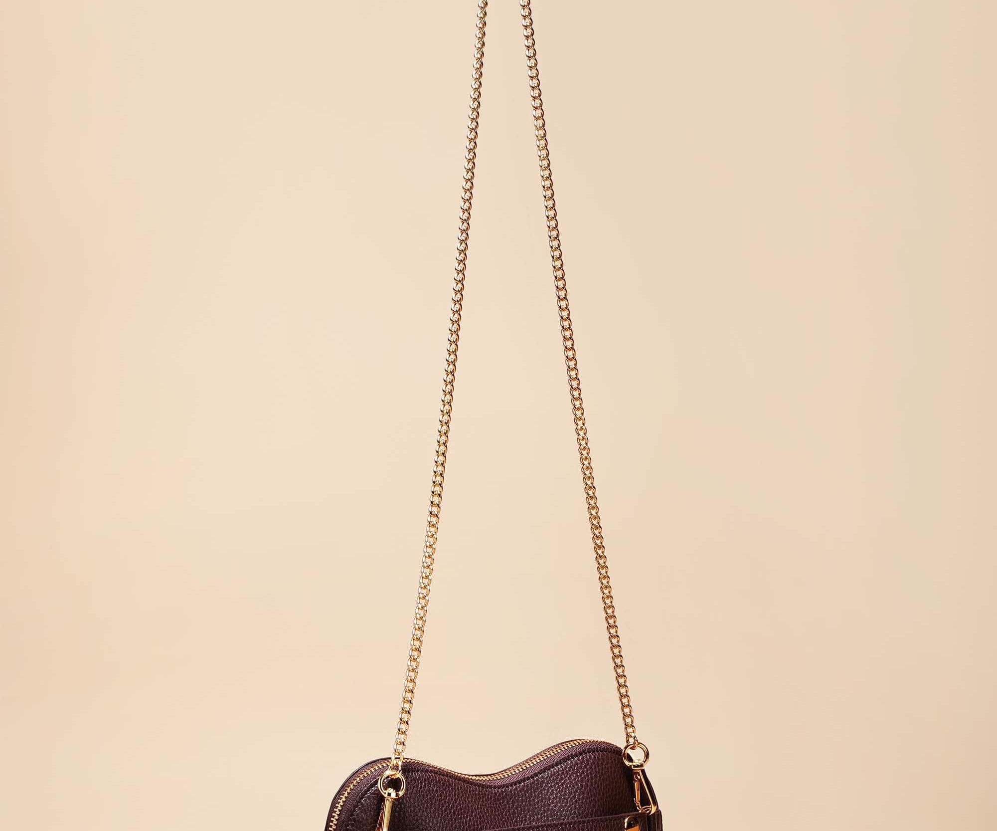 OLEADA NYC Apparel and Accessories > Women > Small Leather Goods > Leather Case Le Cœur Set