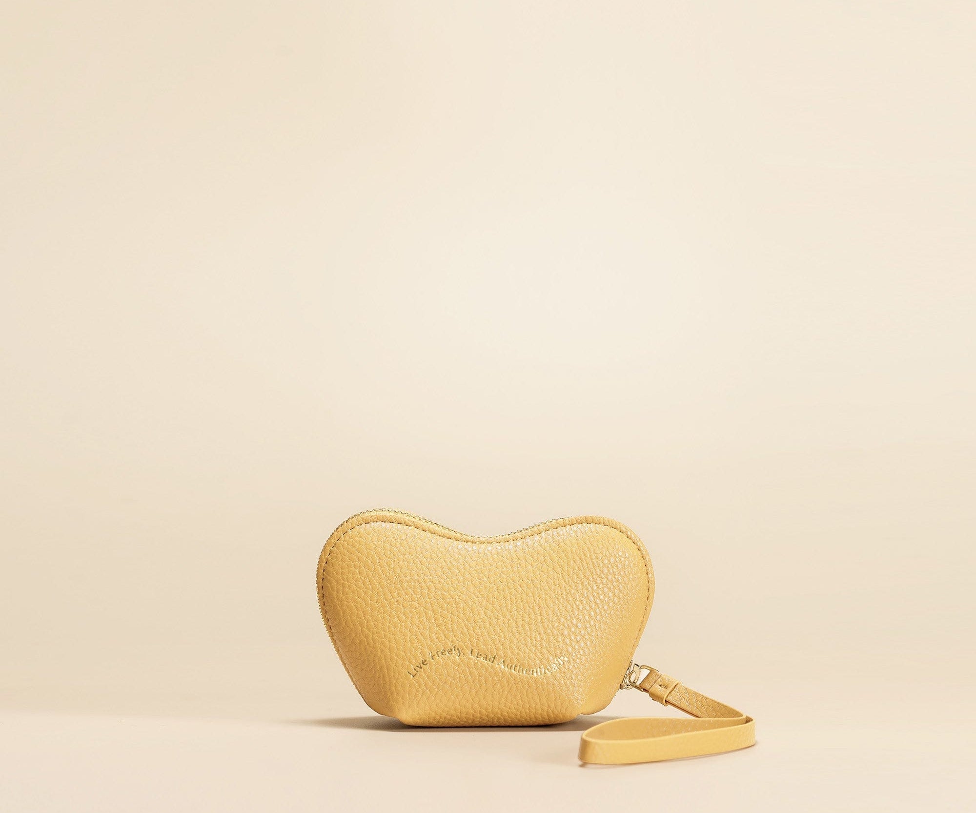 OLEADA NYC Apparel and Accessories > Women > Small Leather Goods > Leather Case Mini Le Coeur Pouch