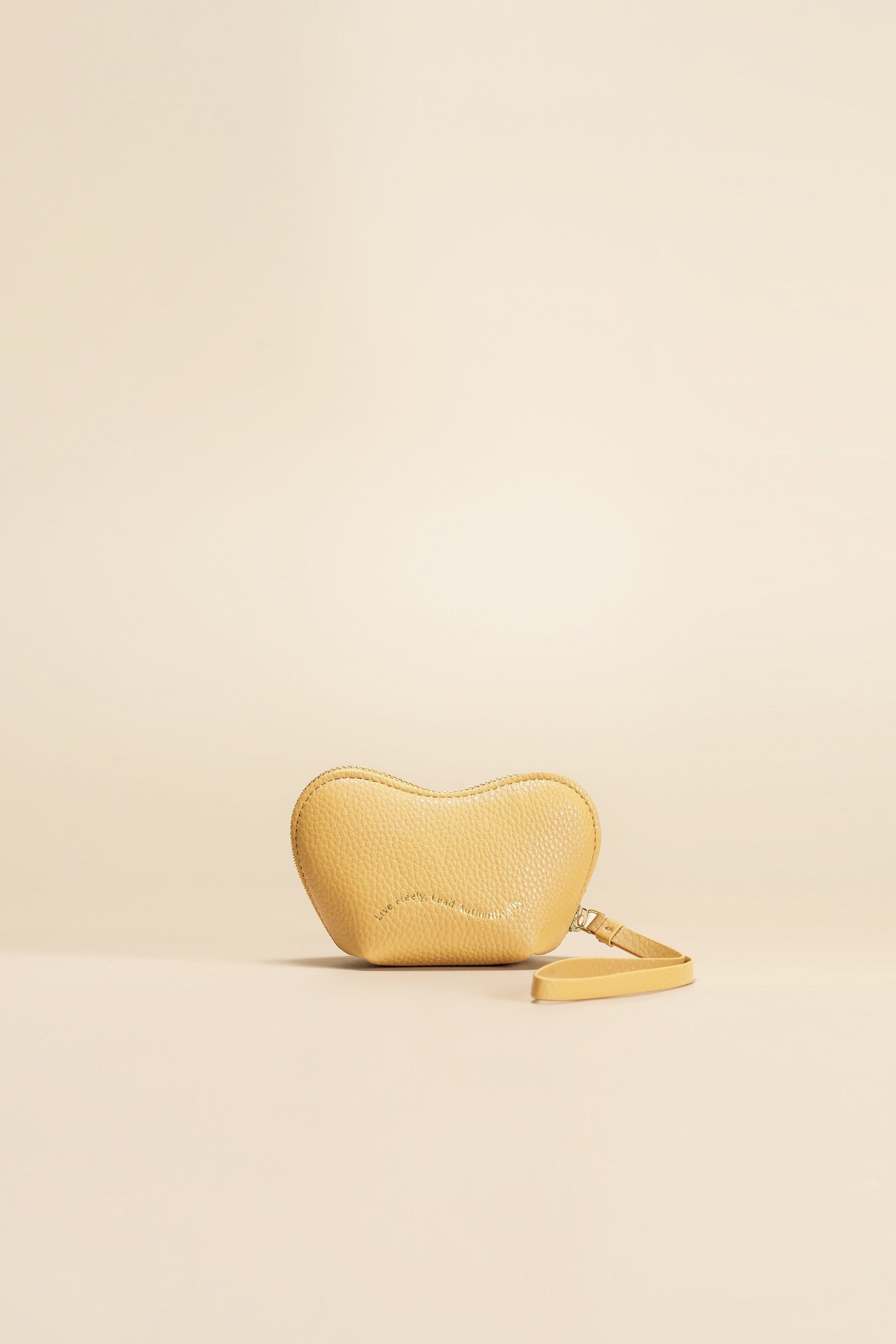 OLEADA NYC Apparel and Accessories > Women > Small Leather Goods > Leather Case Mini Le Coeur Pouch