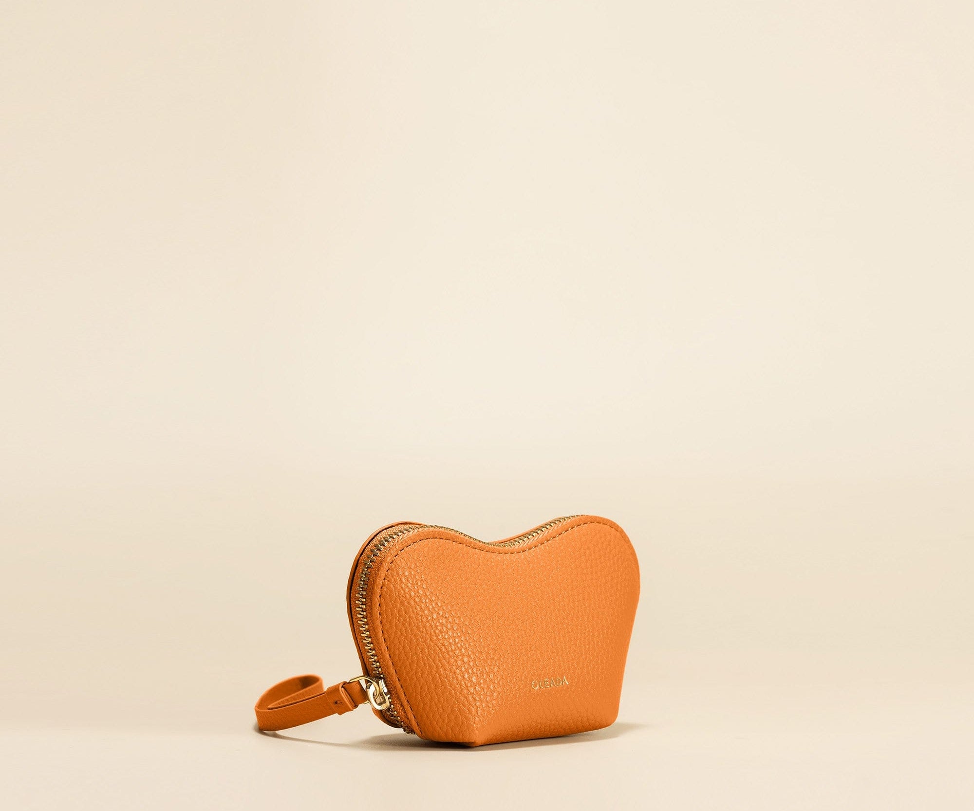 OLEADA NYC Apparel and Accessories > Women > Small Leather Goods > Leather Case Mini Le Coeur Pouch (Mini)
