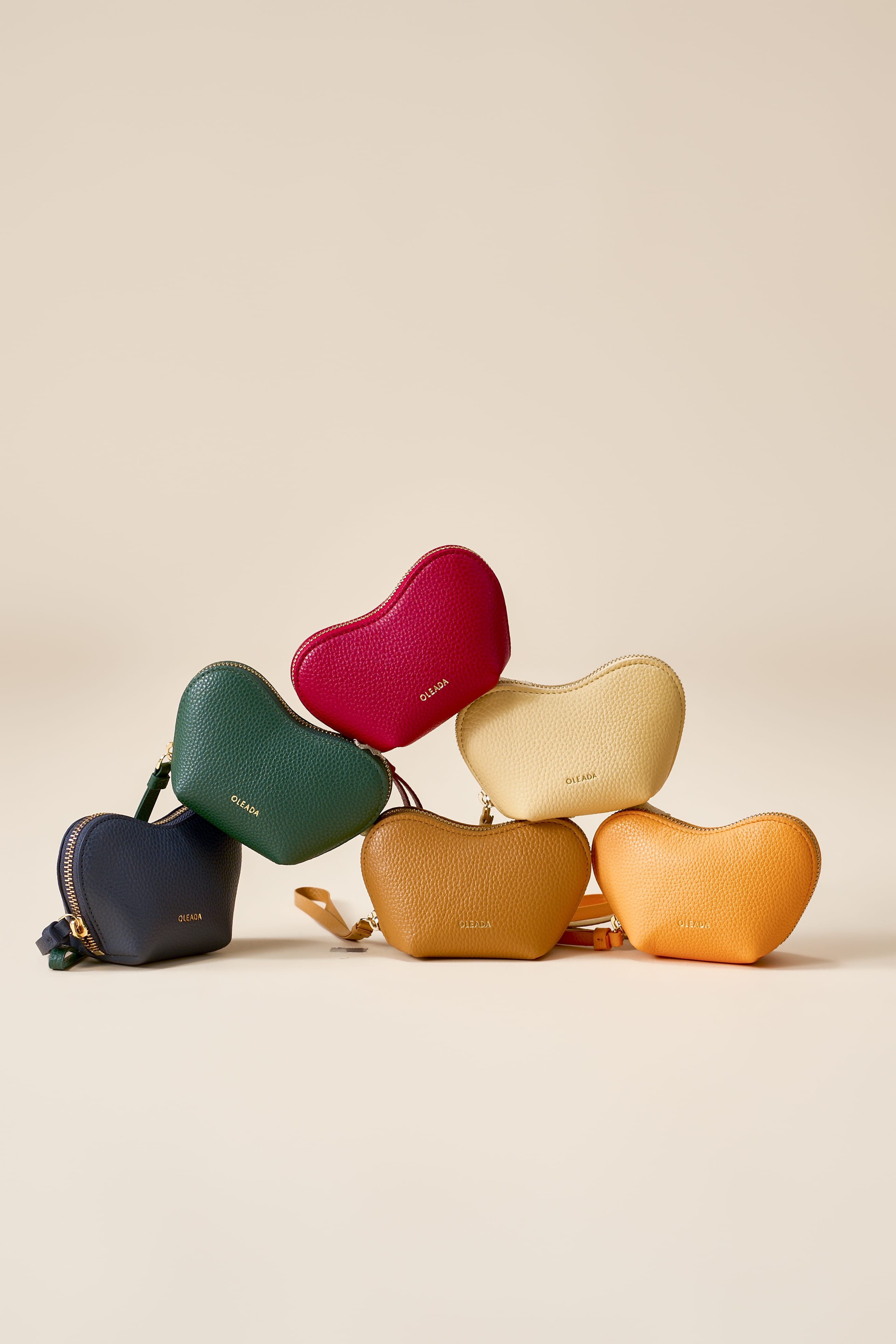 OLEADA NYC Apparel and Accessories > Women > Small Leather Goods > Leather Case Mini Le Coeur Pouch (Mini)