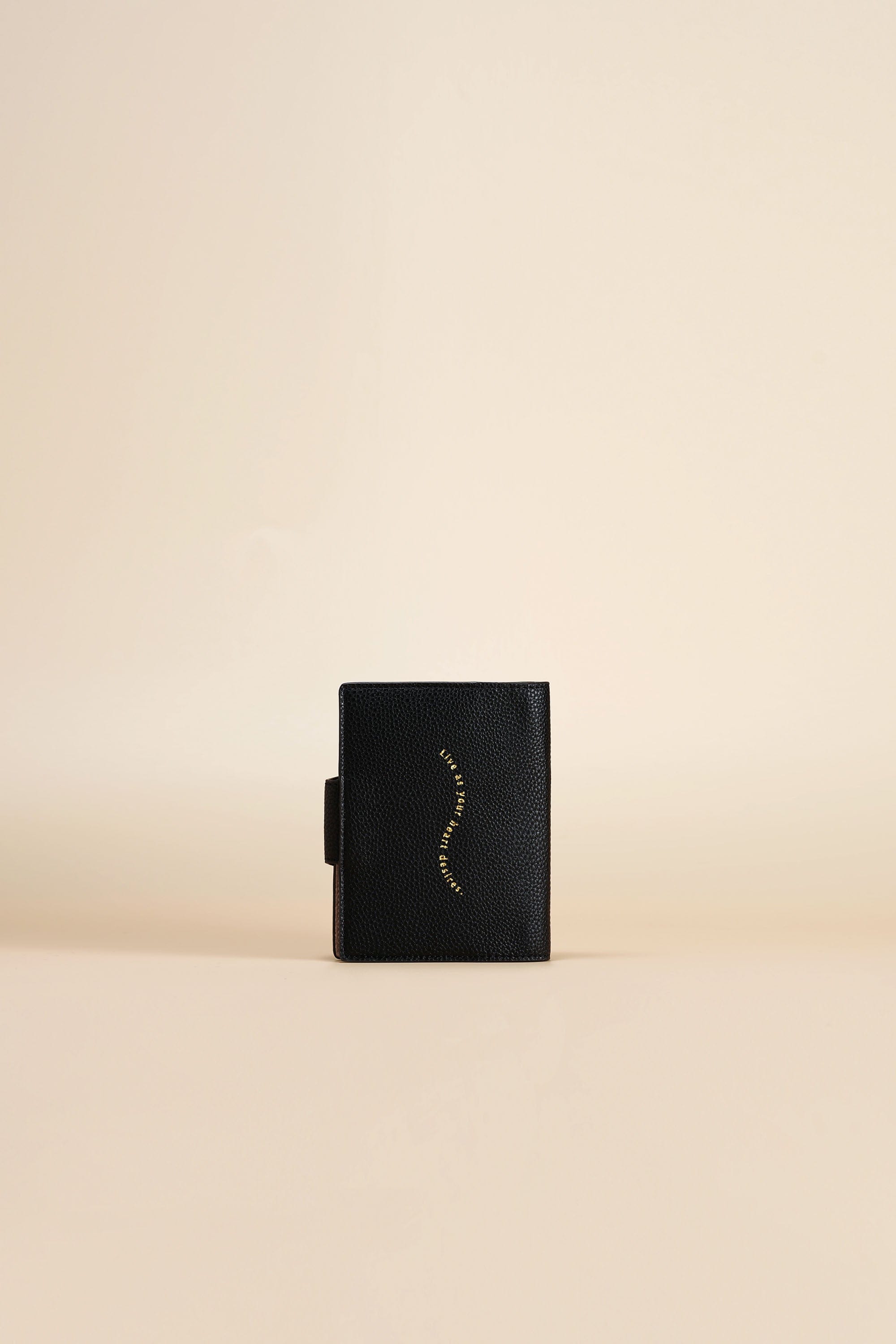 OLEADA NYC Apparel and Accessories > Women > Small Leather Goods > Leather Passport Holder Jet-set Passport Holder