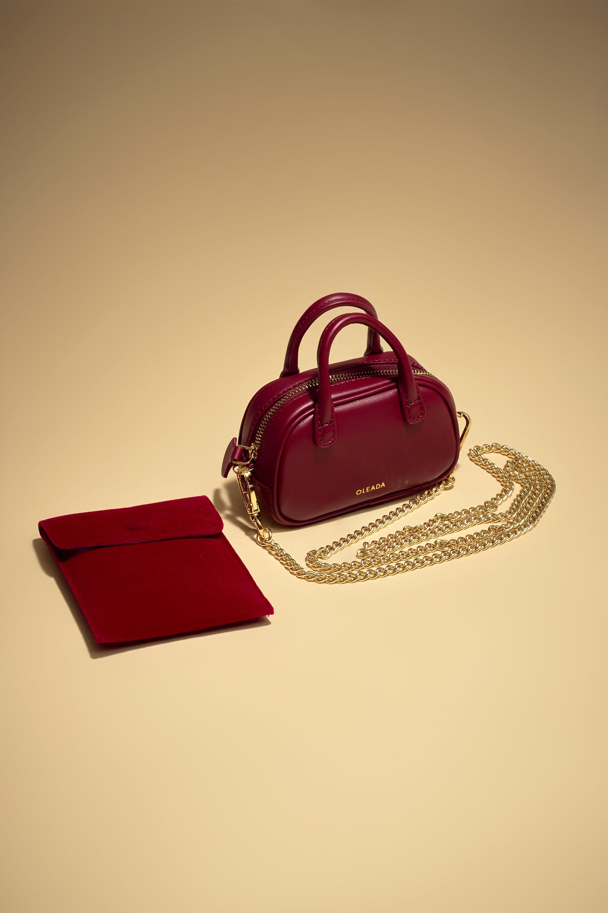 OLEADA NYC Apparel and Accessories > Women > Small Leather Goods > Leather Strap Color_Gold Chain Bag Strap
