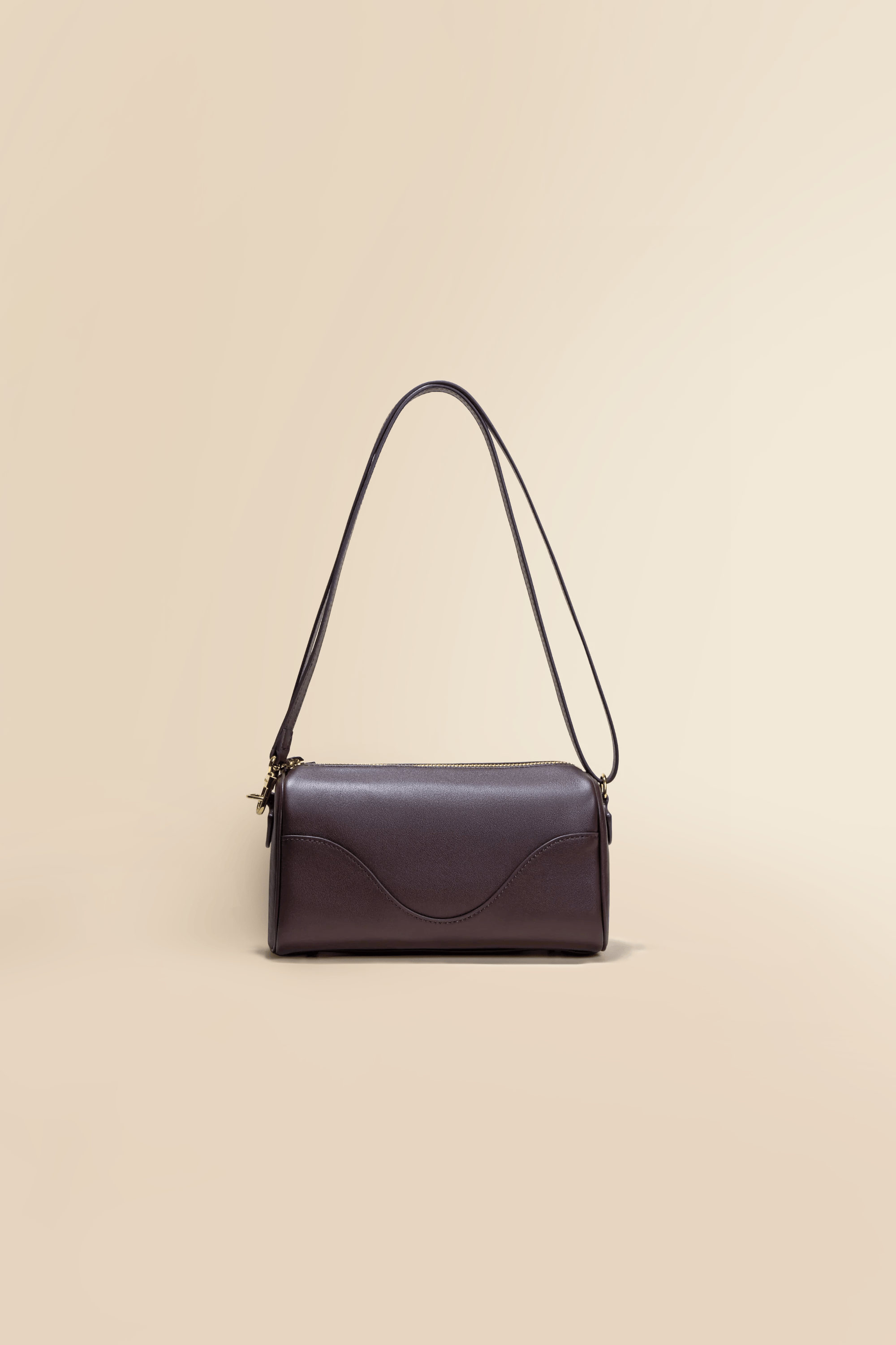 OLEADA NYC Apparel and Accessories > Women > Work Bag > Leather Handbag > Compact Bag > Shoulder Bag Color_Chocolate Marina Box
