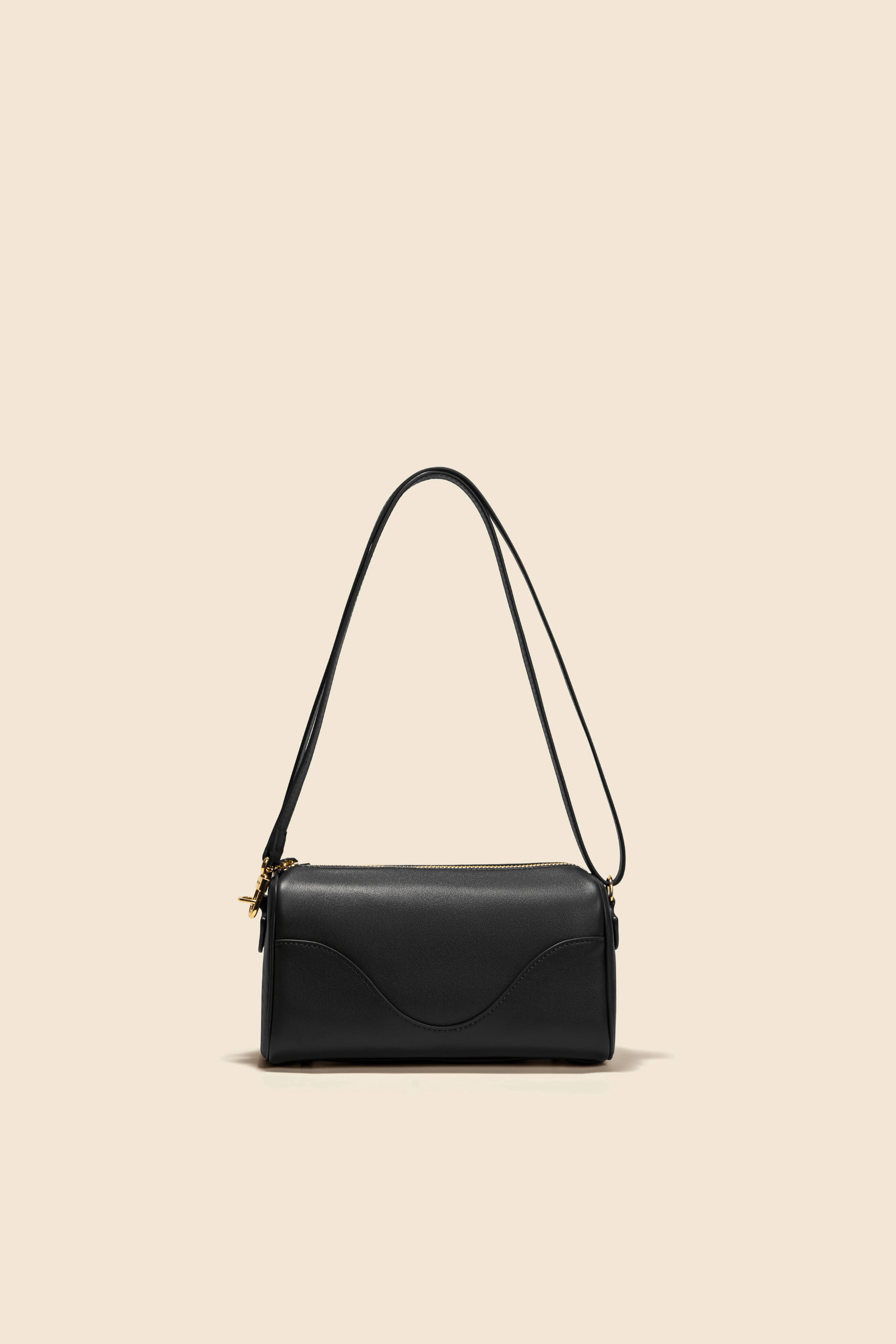 OLEADA NYC Apparel and Accessories > Women > Work Bag > Leather Handbag > Compact Bag > Shoulder Bag Color_Onyx Marina Box