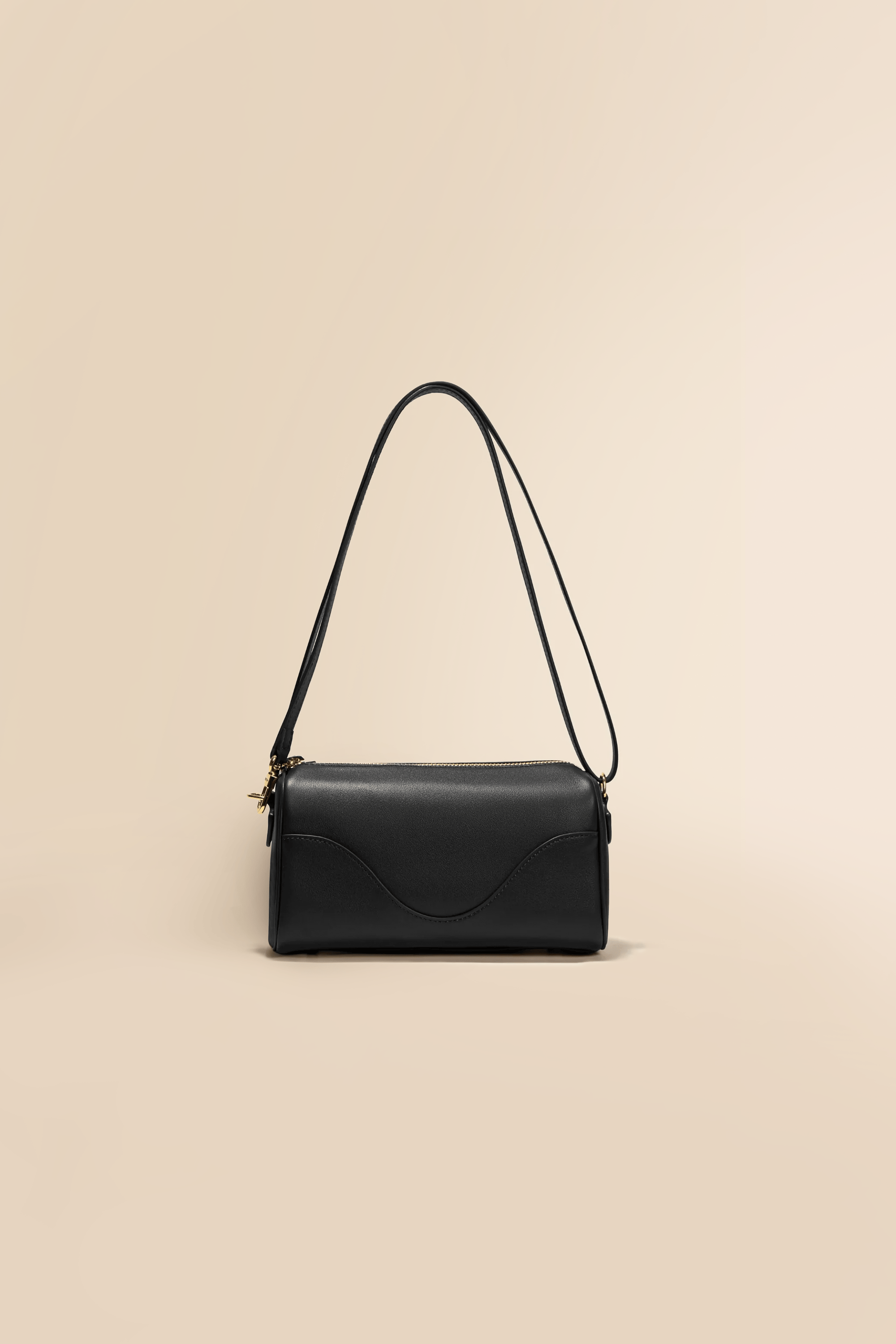 OLEADA NYC Apparel and Accessories > Women > Work Bag > Leather Handbag > Compact Bag > Shoulder Bag Color_Onyx Marina Box