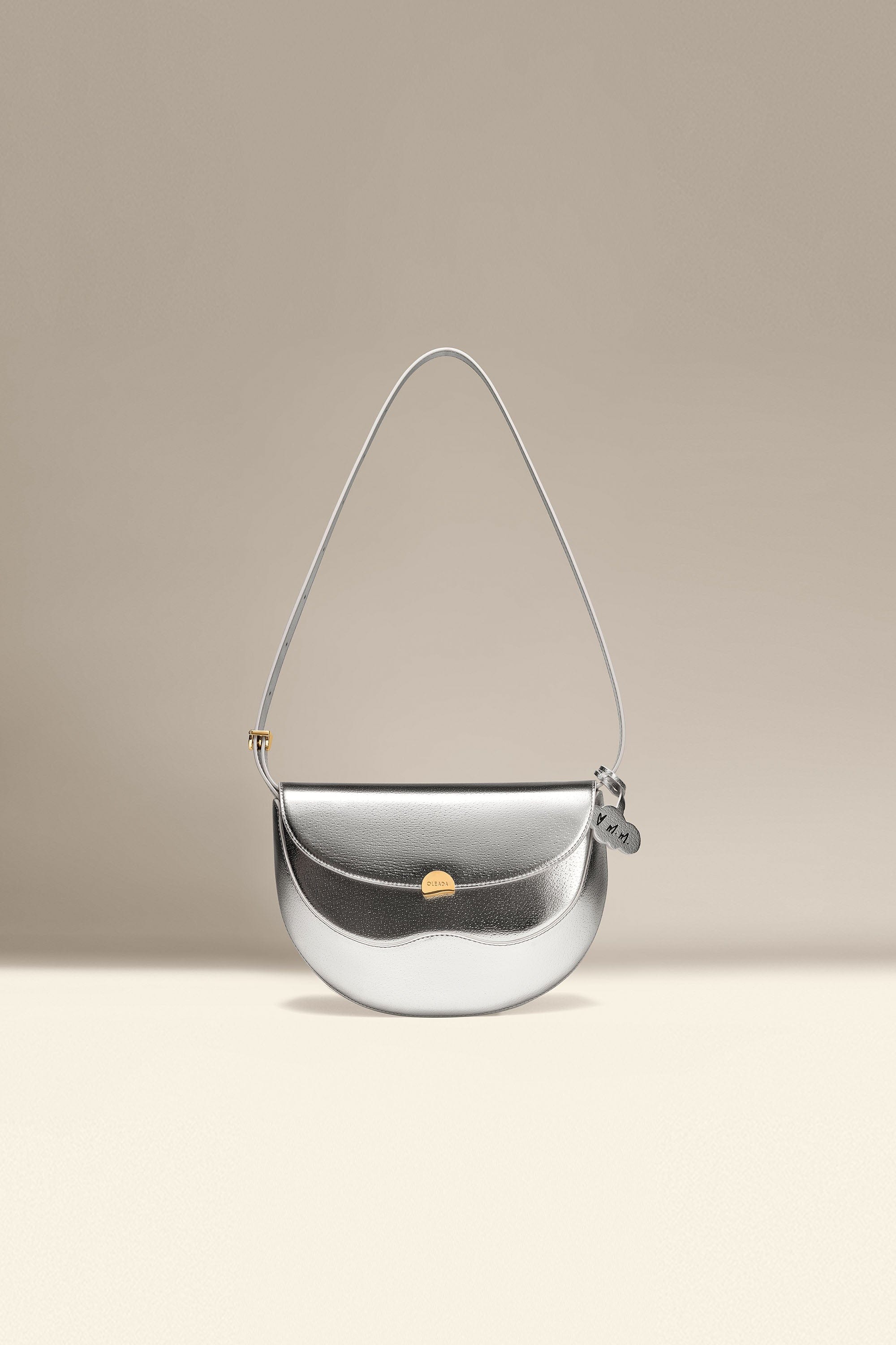 OLEADA NYC Apparel and Accessories > Women > Work Bag > Leather Handbag > Compact Bag > Shoulder Bag Color_Sparkle Echo Bag