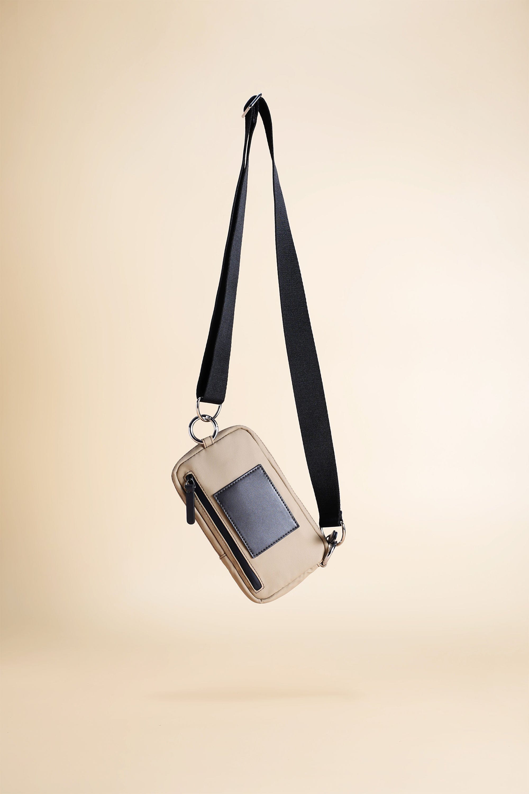 OLEADA NYC Apparel and Accessories > Women > Work Bag > Leather Handbag > Large Capacity Bag Color_Tan AnyPack