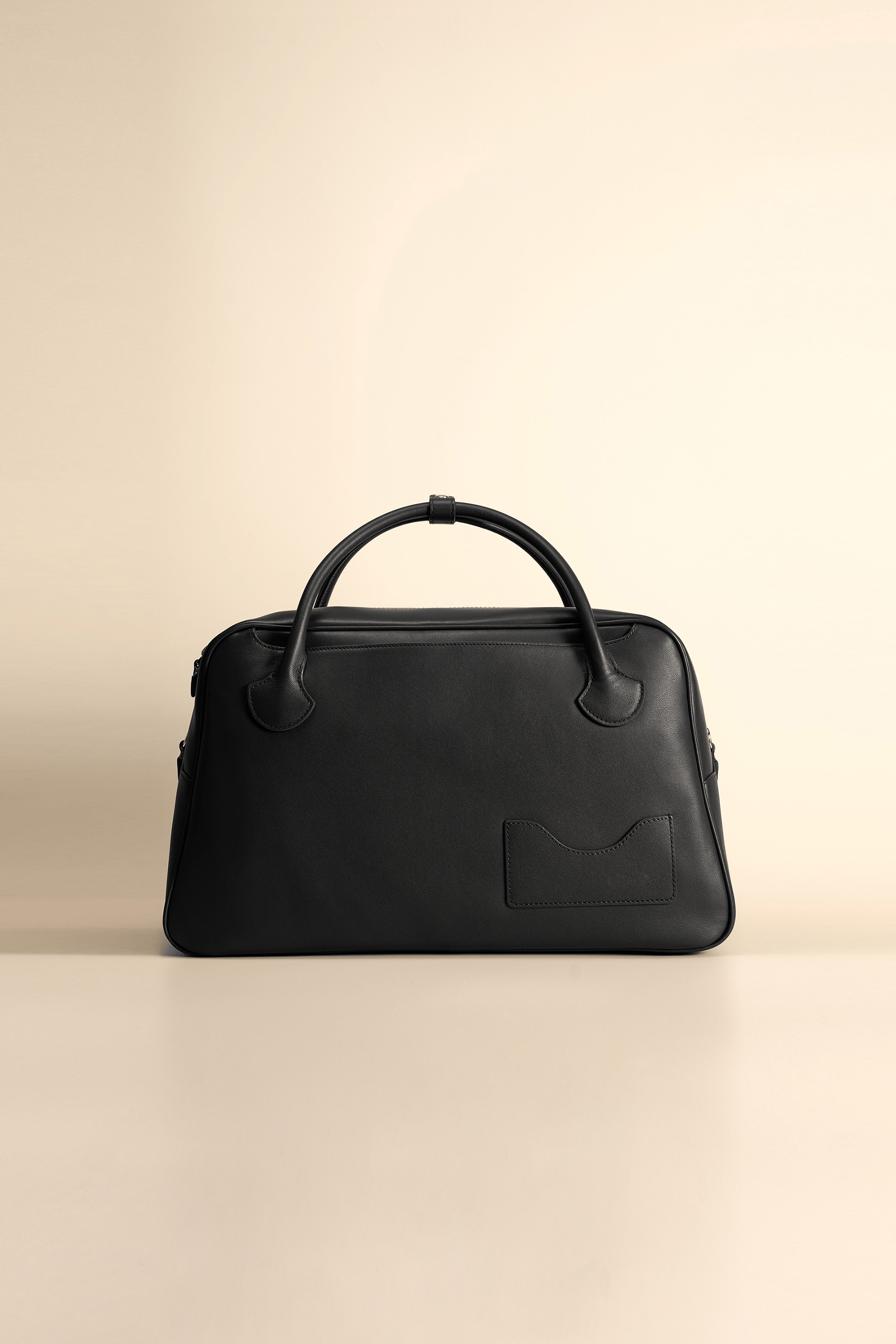 OLEADA NYC Backpack> Leather Backpack For Women > Handbag > Convertible To Shoulder Bag > Fits 14" laptop> Color_Onyx Marina Carryall