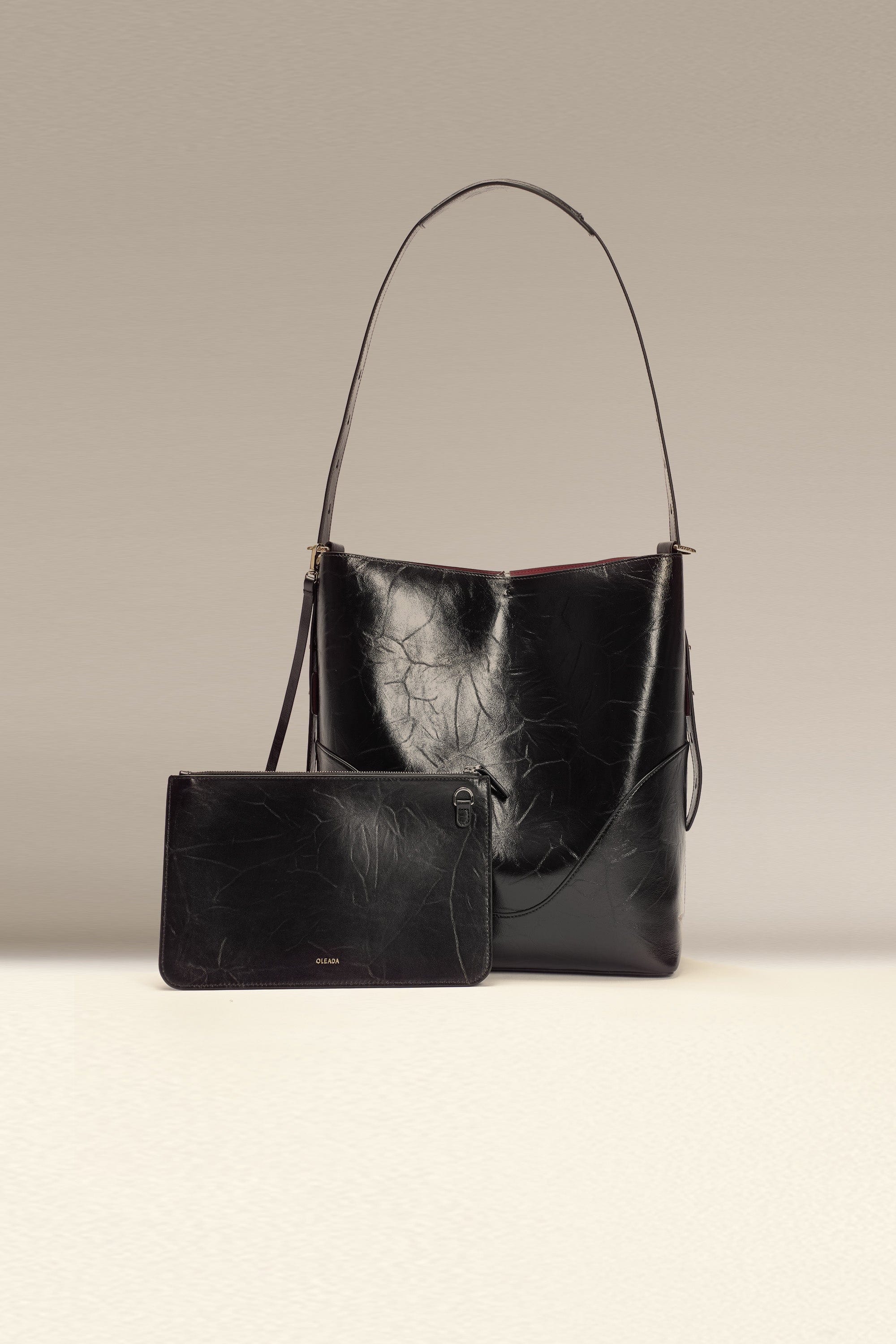 OLEADA NYC Bucket Bag > Leather Tote Bag For Women > Large Capacity Handbag > Convertible To Shoulder Bag > stylish 14 inch laptop bag Marina Soft Bucket