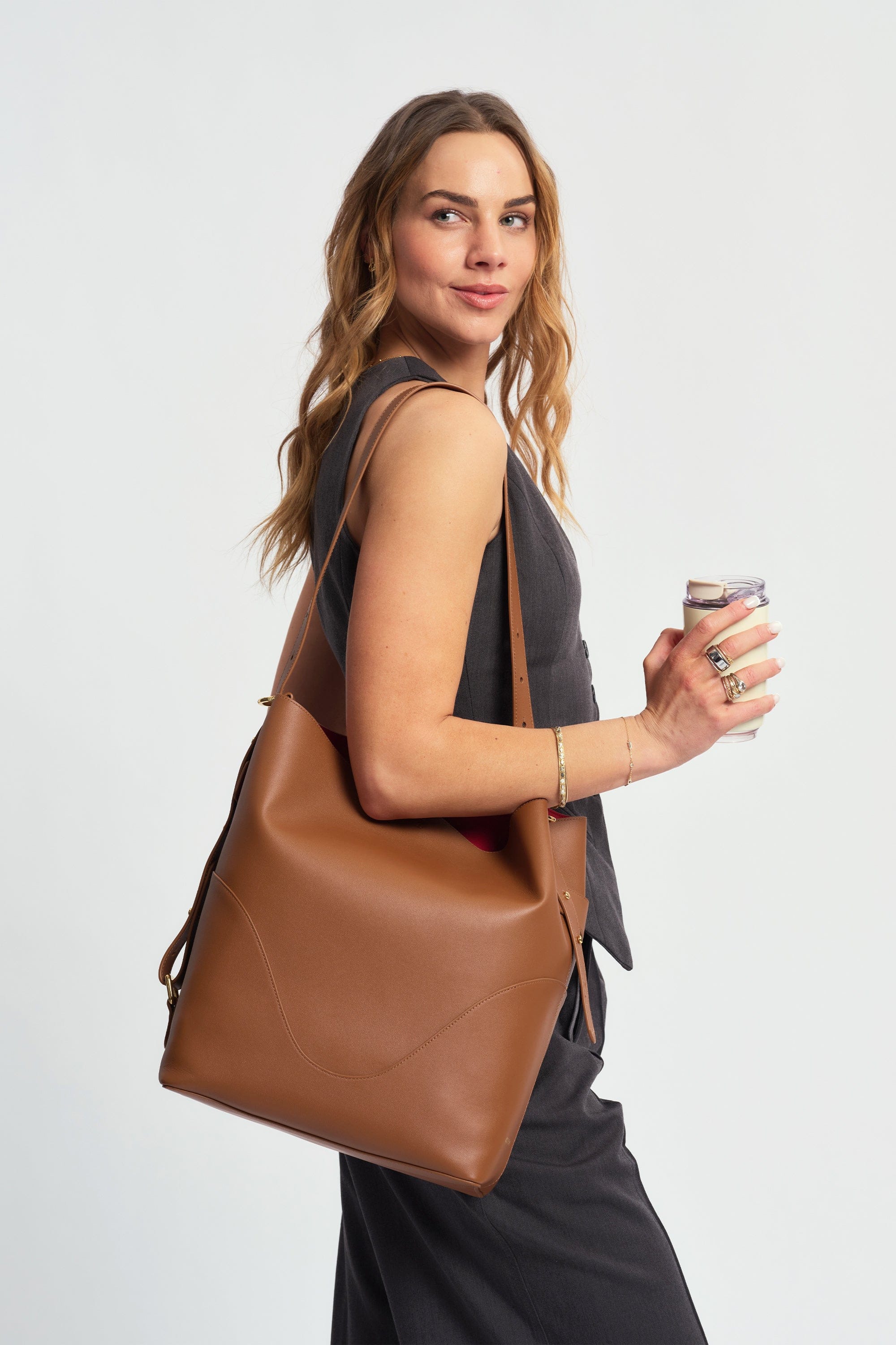 OLEADA NYC Bucket Bag > Leather Tote Bag For Women > Large Capacity Handbag > Convertible To Shoulder Bag > stylish 14 inch laptop bag Marina Soft Bucket