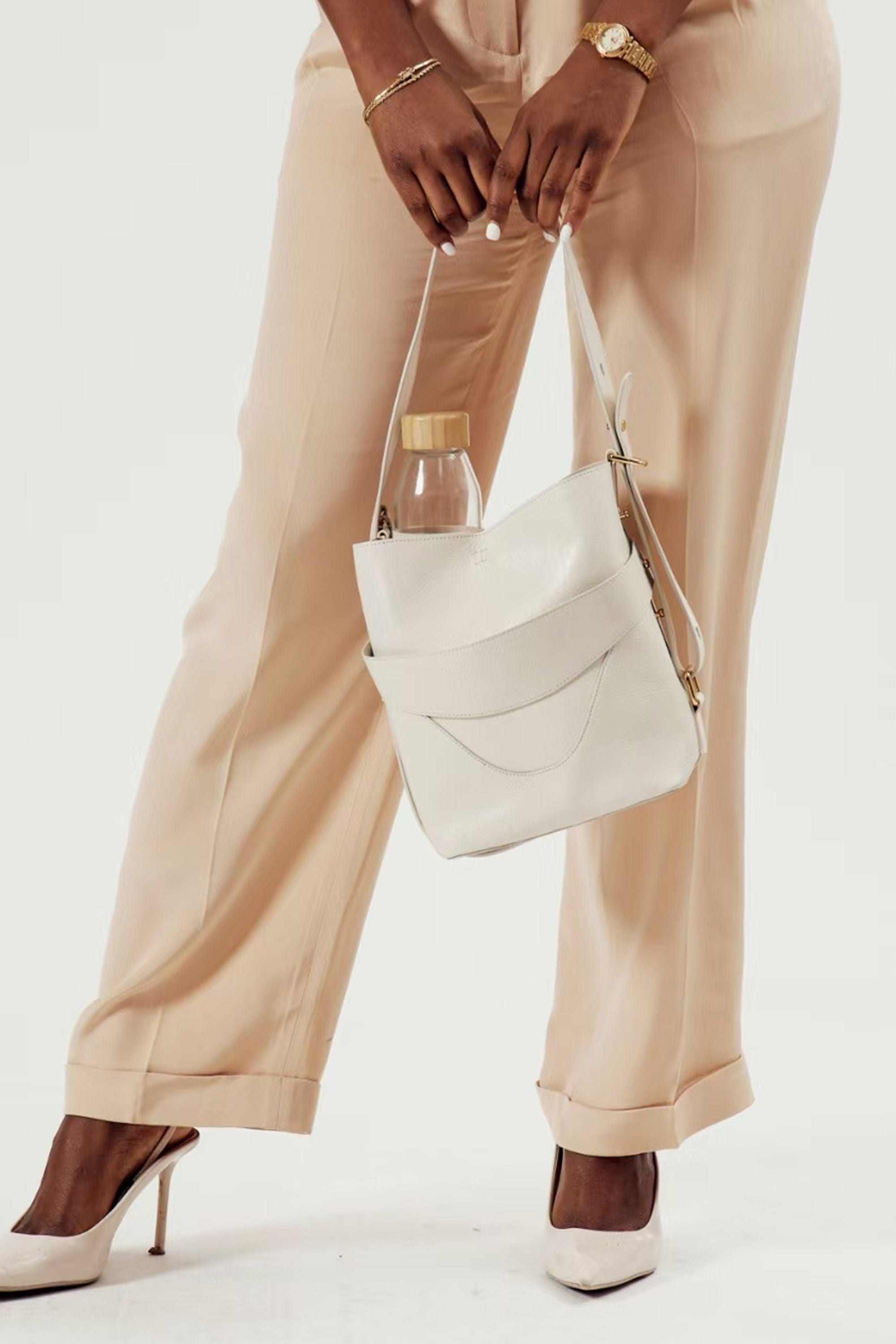 OLEADA NYC Bucket Bag > Leather Tote Bag For Women > Mini Handbag > Convertible To Shoulder Bag > Fits iPad Mini> Mini Marina Soft Bucket