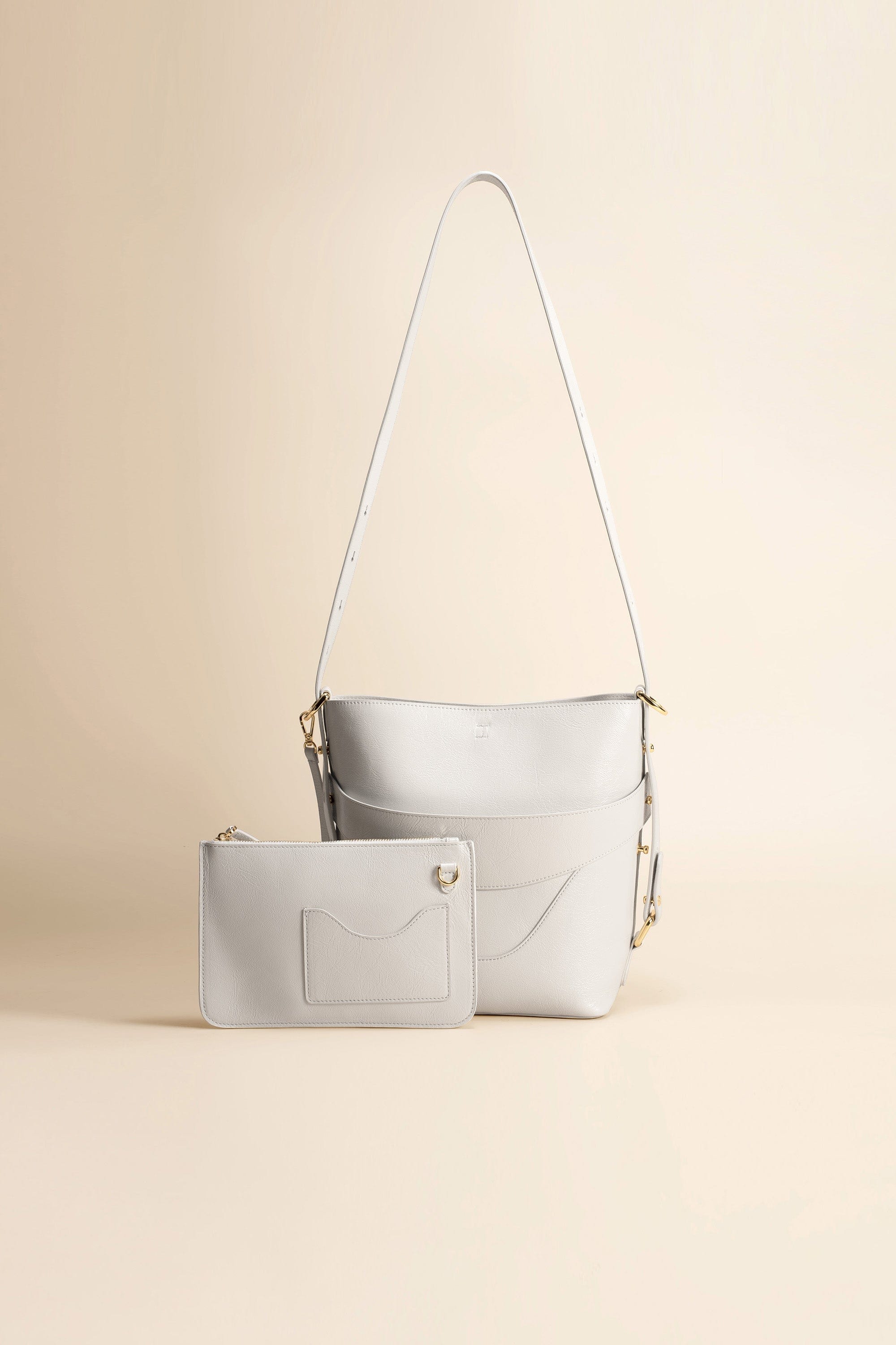 OLEADA NYC Bucket Bag > Leather Tote Bag For Women > Mini Handbag > Convertible To Shoulder Bag > Fits iPad Mini> Mini Marina Soft Bucket