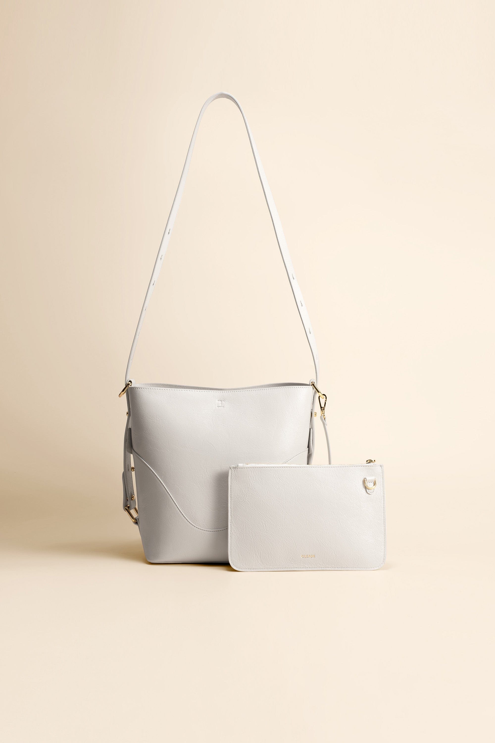OLEADA NYC Bucket Bag > Leather Tote Bag For Women > Mini Handbag > Convertible To Shoulder Bag > Fits iPad Mini> Mini Marina Soft Bucket