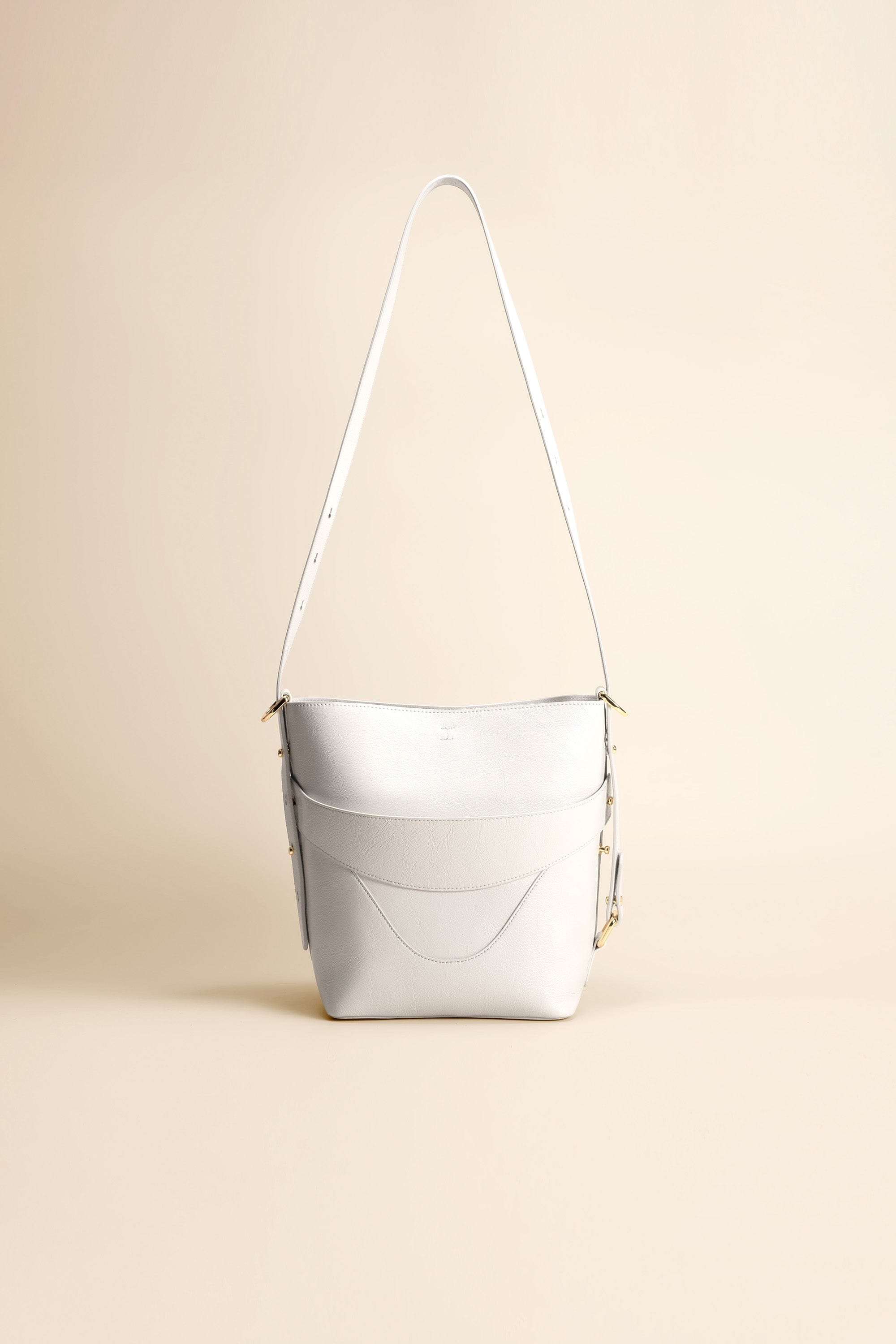 OLEADA NYC Bucket Bag > Leather Tote Bag For Women > Mini Handbag > Convertible To Shoulder Bag > Fits iPad Mini> Mini Marina Soft Bucket
