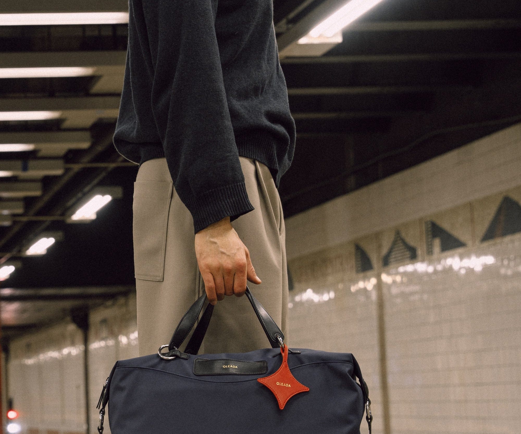 OLEADA NYC convertible travel bags > airport tote bags > overnight bags > water-resistant vegan bags > stylish multi-use bags AnyWear AnyDuffle City