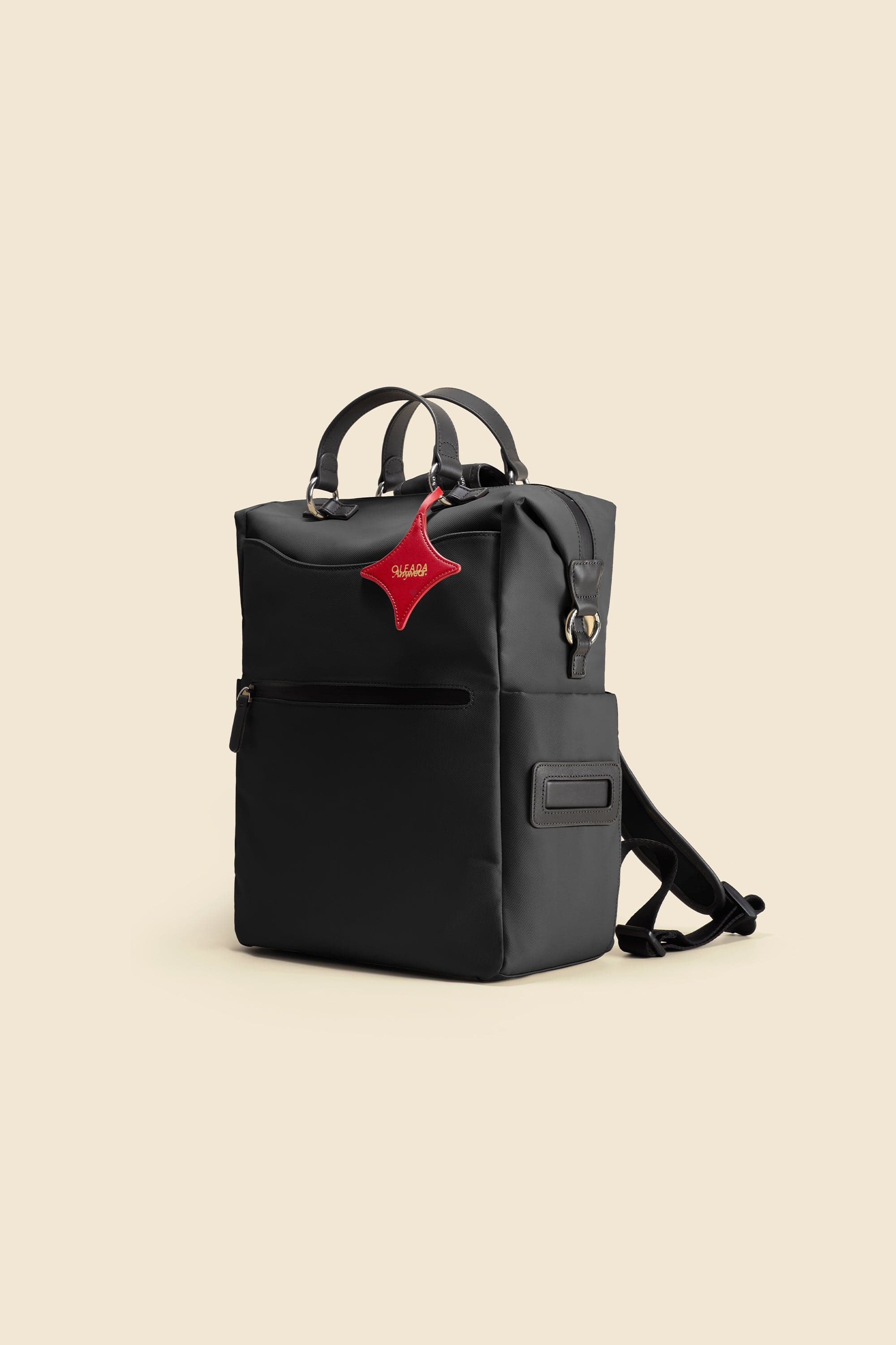 Oleada AnyWear Waterproof Backpack - Abu Dhabi Oleada AnyWear Waterproof Backpack - Abu Dhabi