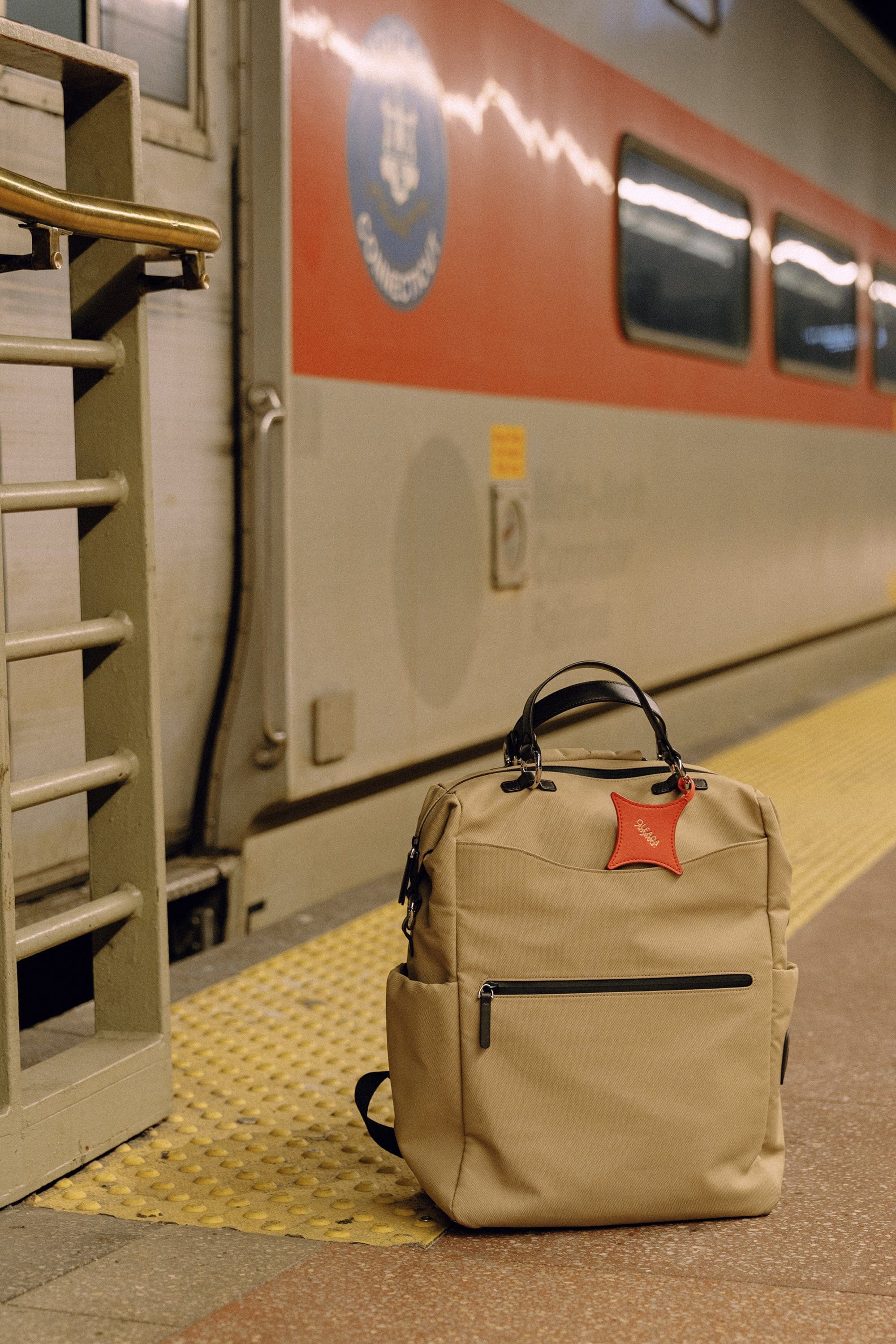 OLEADA NYC convertible travel bags > work-to-travel backpack > commuter bags > water-resistant vegan bags > stylish multi-use backpack AnyWear AnyBackpack