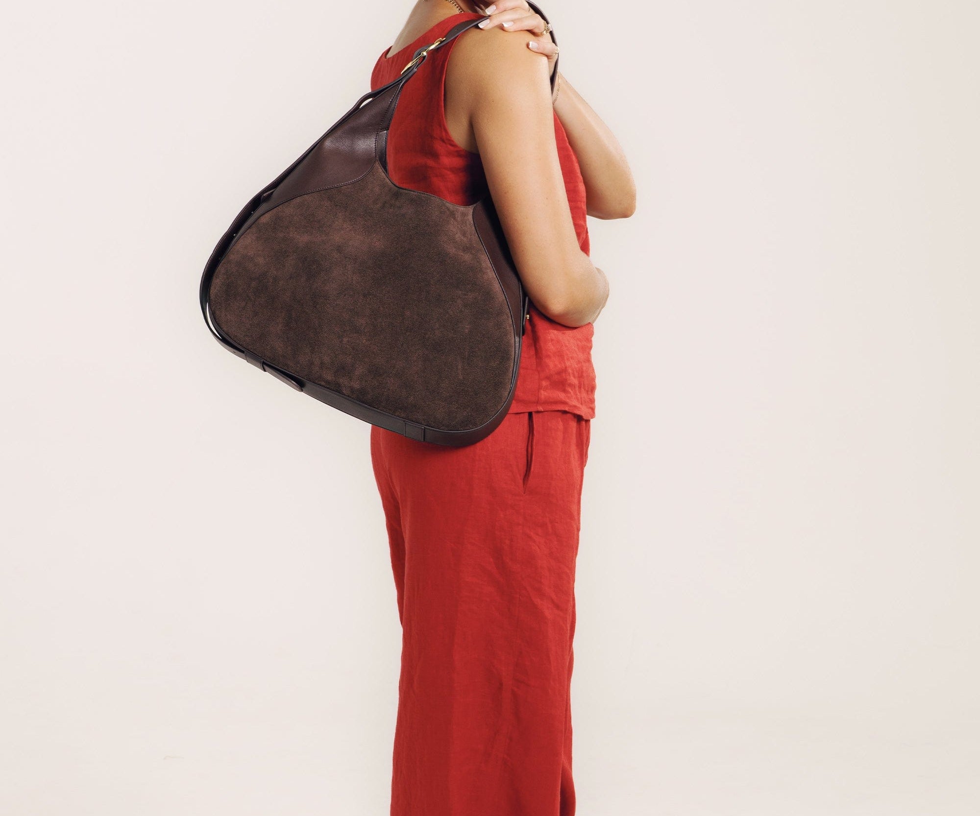 OLEADA NYC Hobo Bag > Leather Hobo Bag For Women > Mini Handbag > Convertible To Shoulder Bag > Fits 14" laptop> Color_Mocha Marina Hobo
