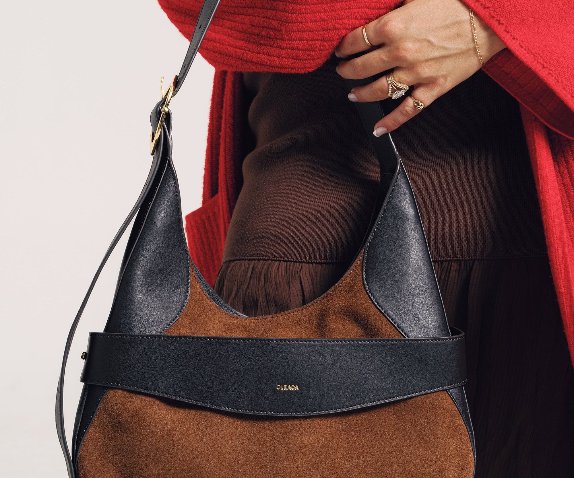 OLEADA NYC Hobo Bag > Leather Hobo Bag For Women > Mini Handbag > Convertible To Shoulder Bag > Fits iPad Pro> Color_Cinnamon Mini Marina Hobo