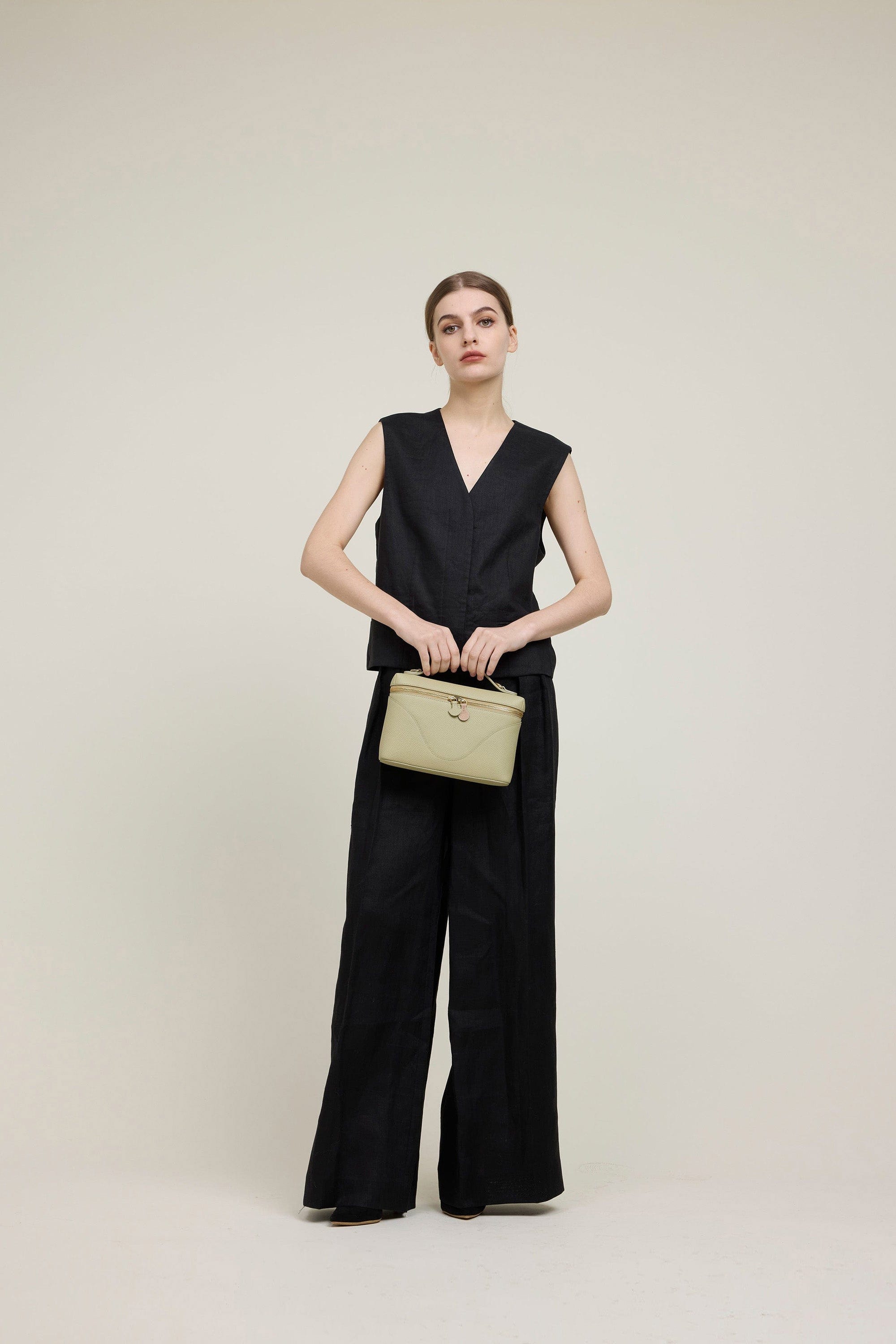 OLEADA NYC Leather Handbag > Women Work Bag > Top Handle Bag > Shoulder Bag > Mini Bag Mini Anchor Bag