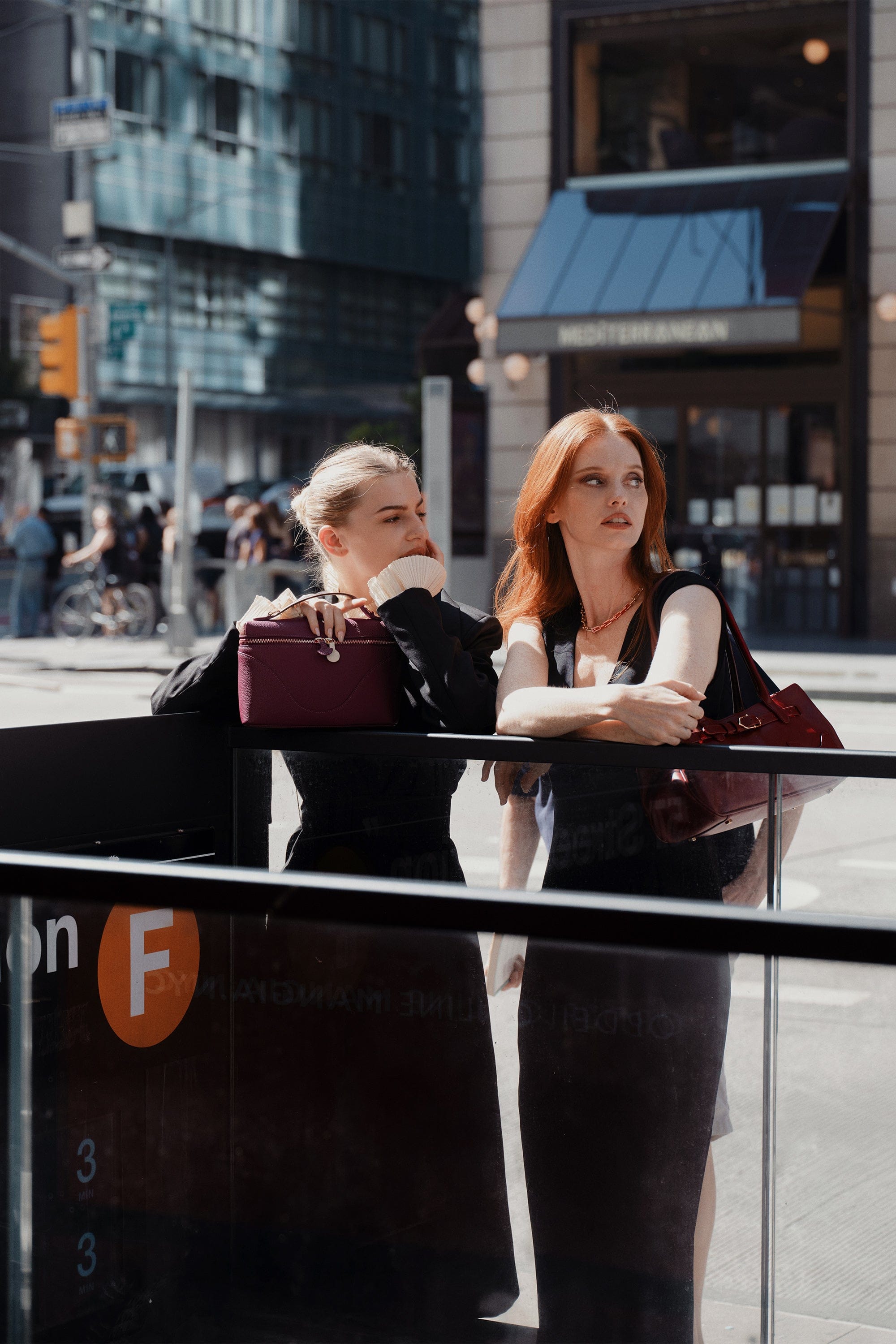 OLEADA NYC Leather Handbag > Women Work Bag > Top Handle Bag > Shoulder Bag > Mini Bag Mini Anchor Bag