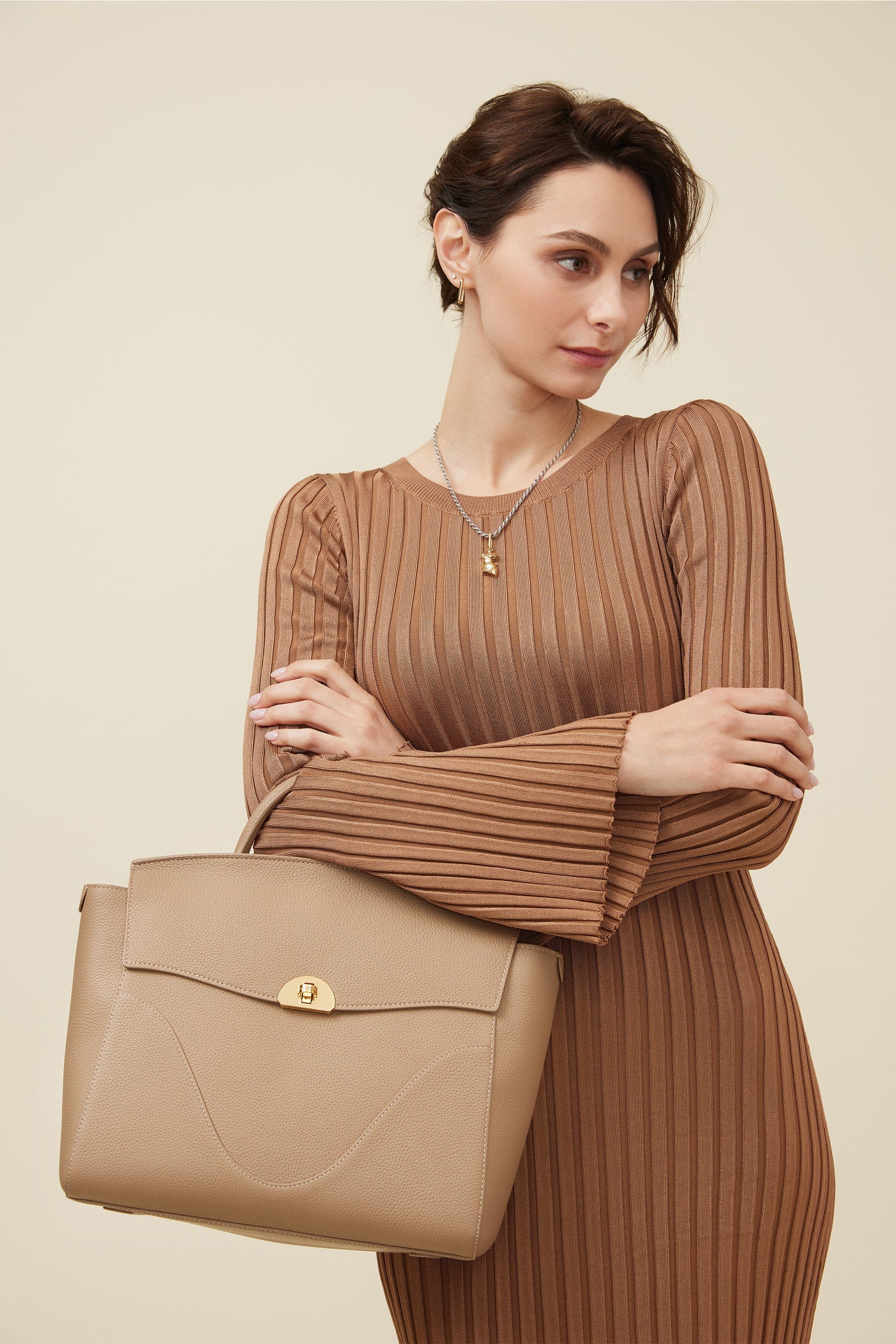 OLEADA NYC Leather Women Work Bag > Convertible To Business Backpack Bag > 13 Inch Laptop Bag > Crossbody Shoulder Bag > Luxury Travel Backpack Wavia Bag