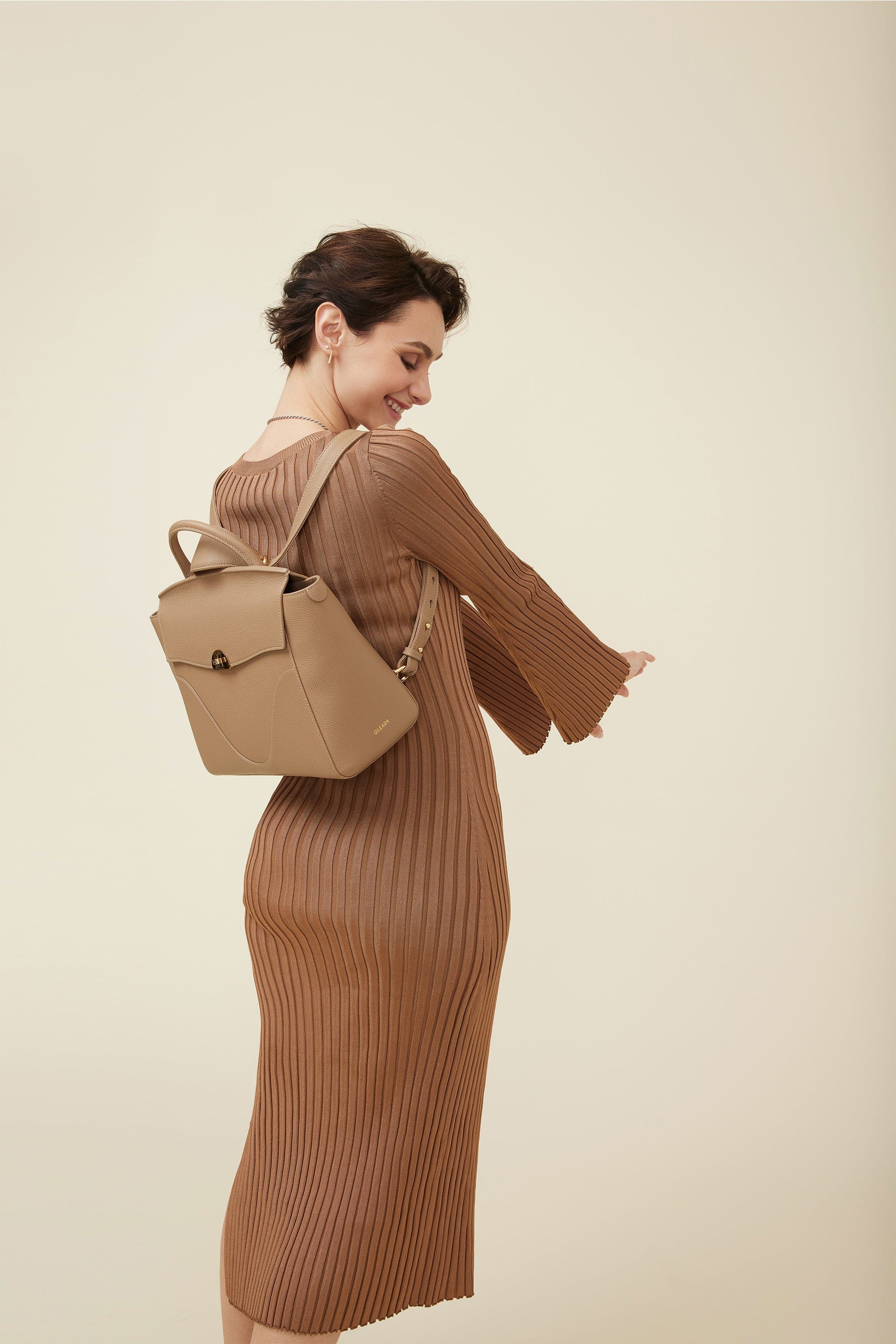 OLEADA NYC Leather Women Work Bag > Convertible To Business Backpack Bag > 13 Inch Laptop Bag > Crossbody Shoulder Bag > Luxury Travel Backpack Wavia Bag